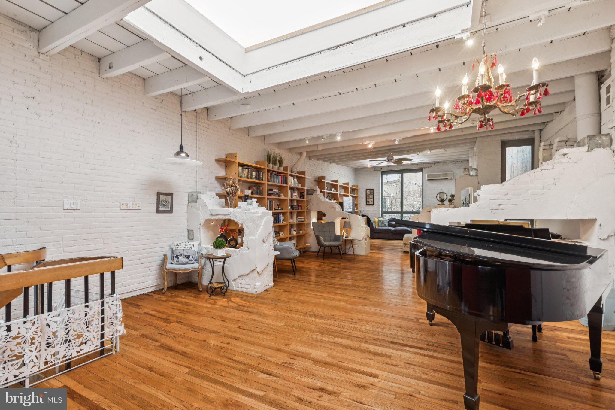 GRADUATE HOSPITAL - Residential