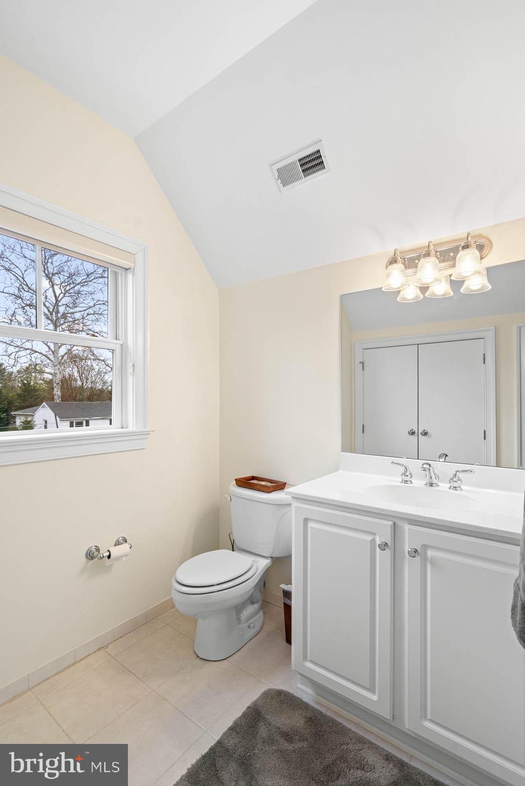 GREENACRES - Residential Lease