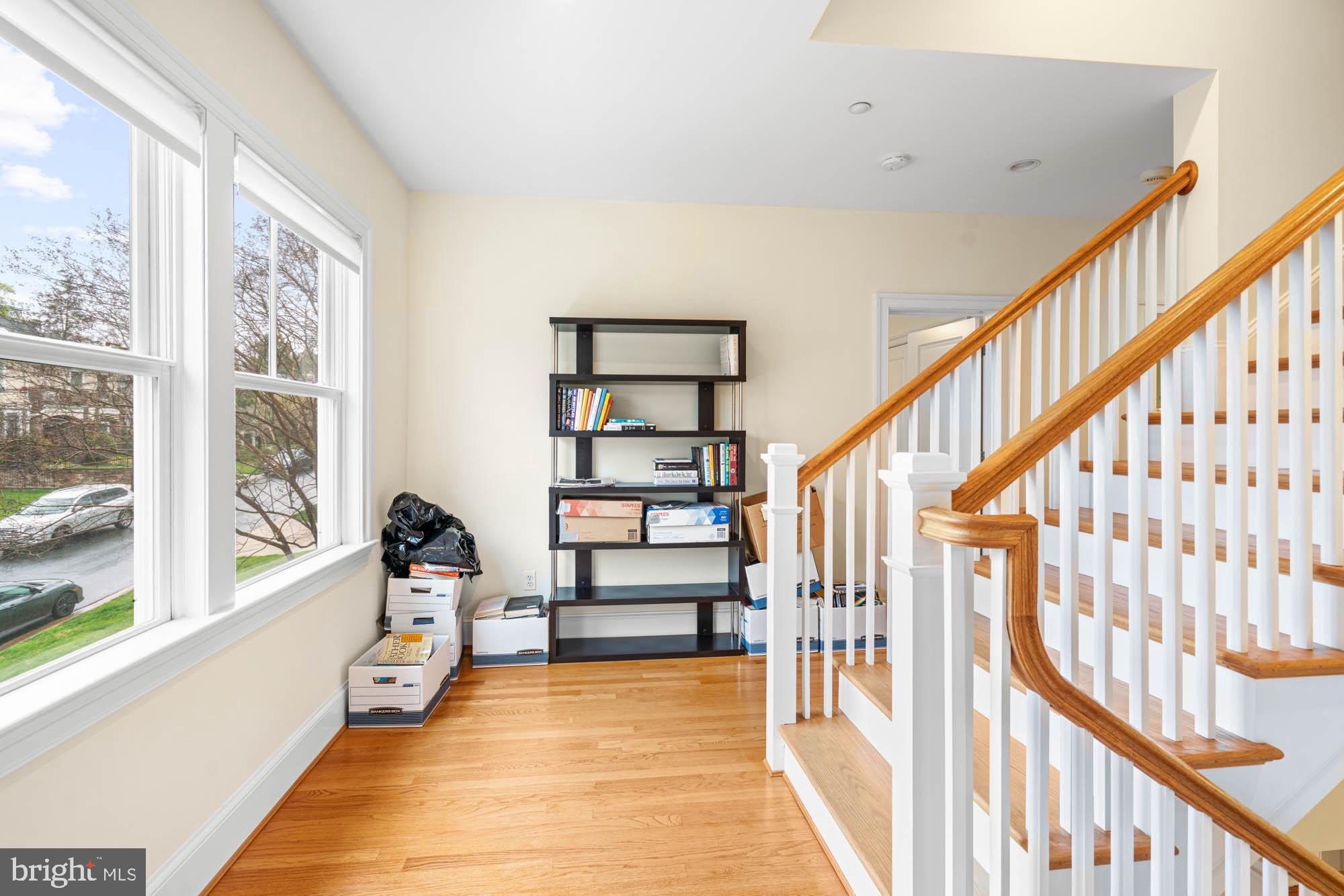 GREENACRES - Residential Lease