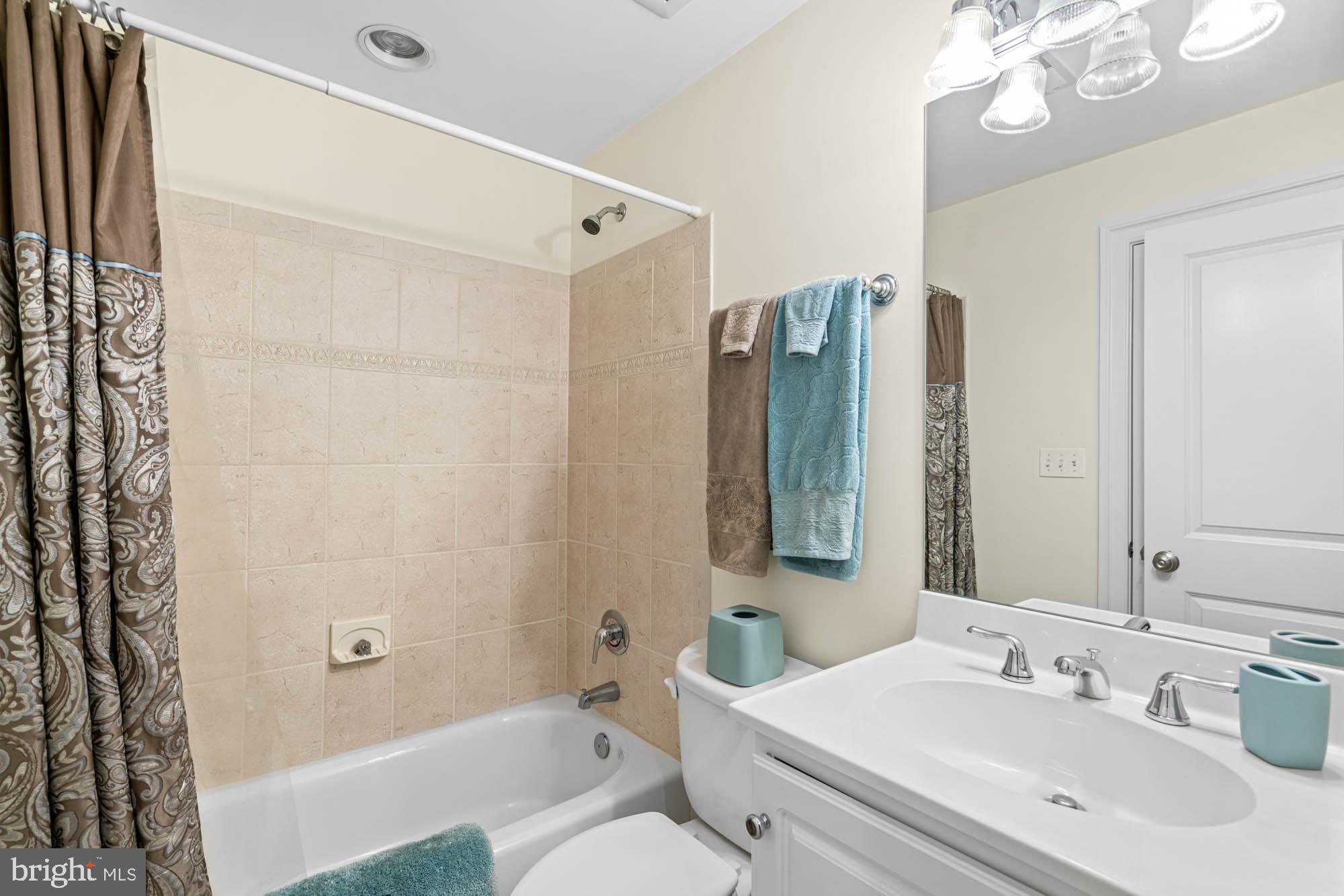 GREENACRES - Residential Lease