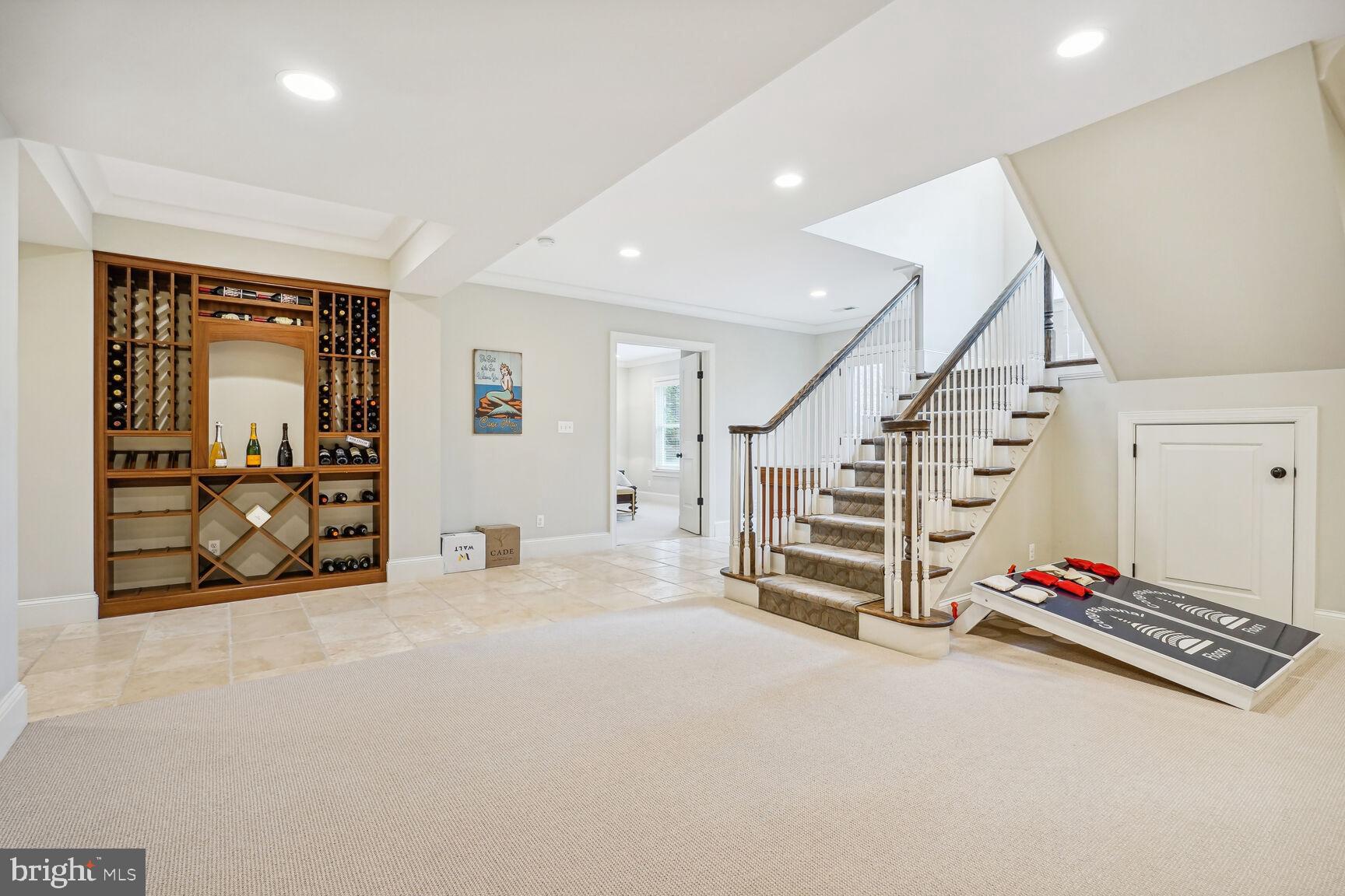 ARLINGWOOD - Residential