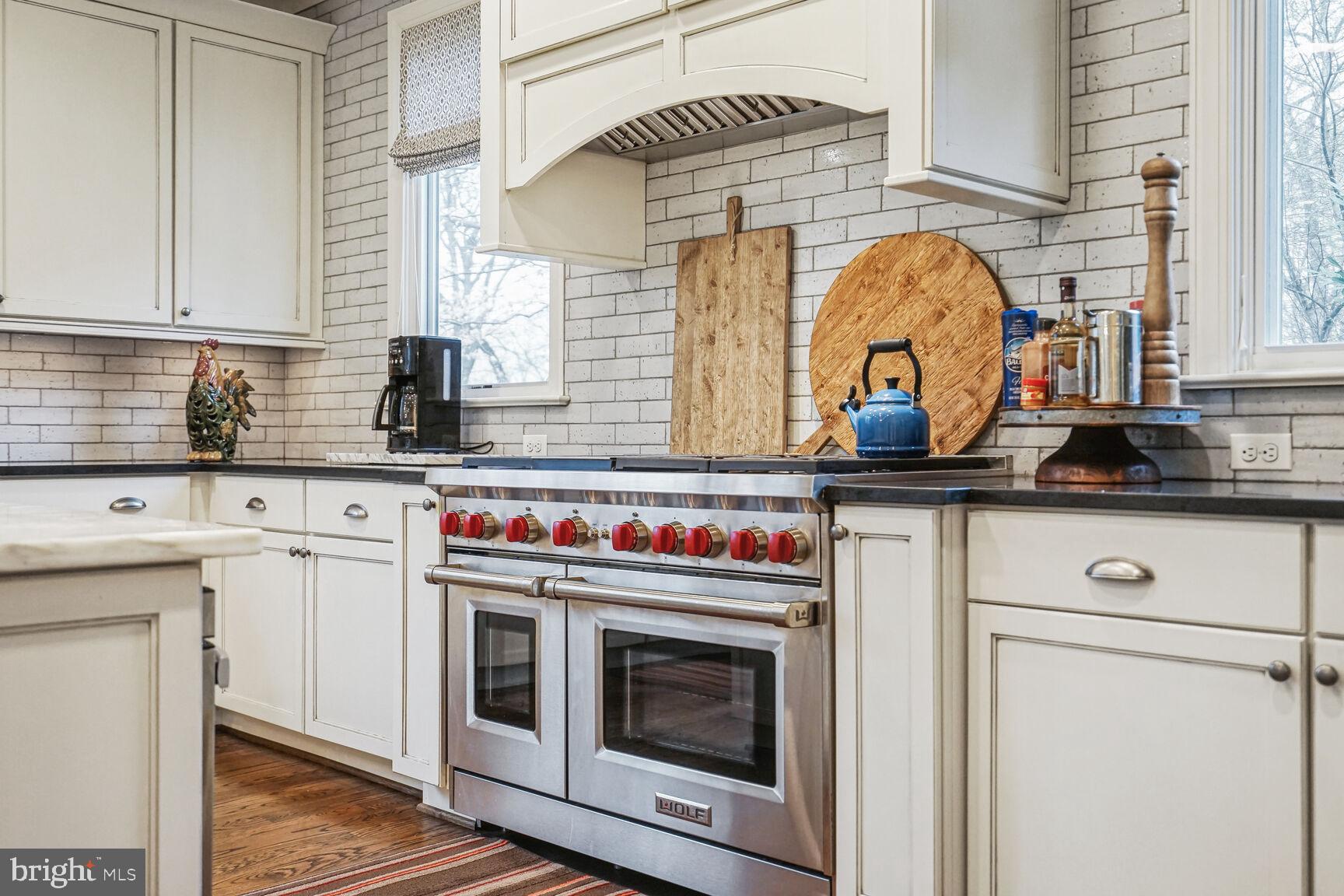 ARLINGWOOD - Residential