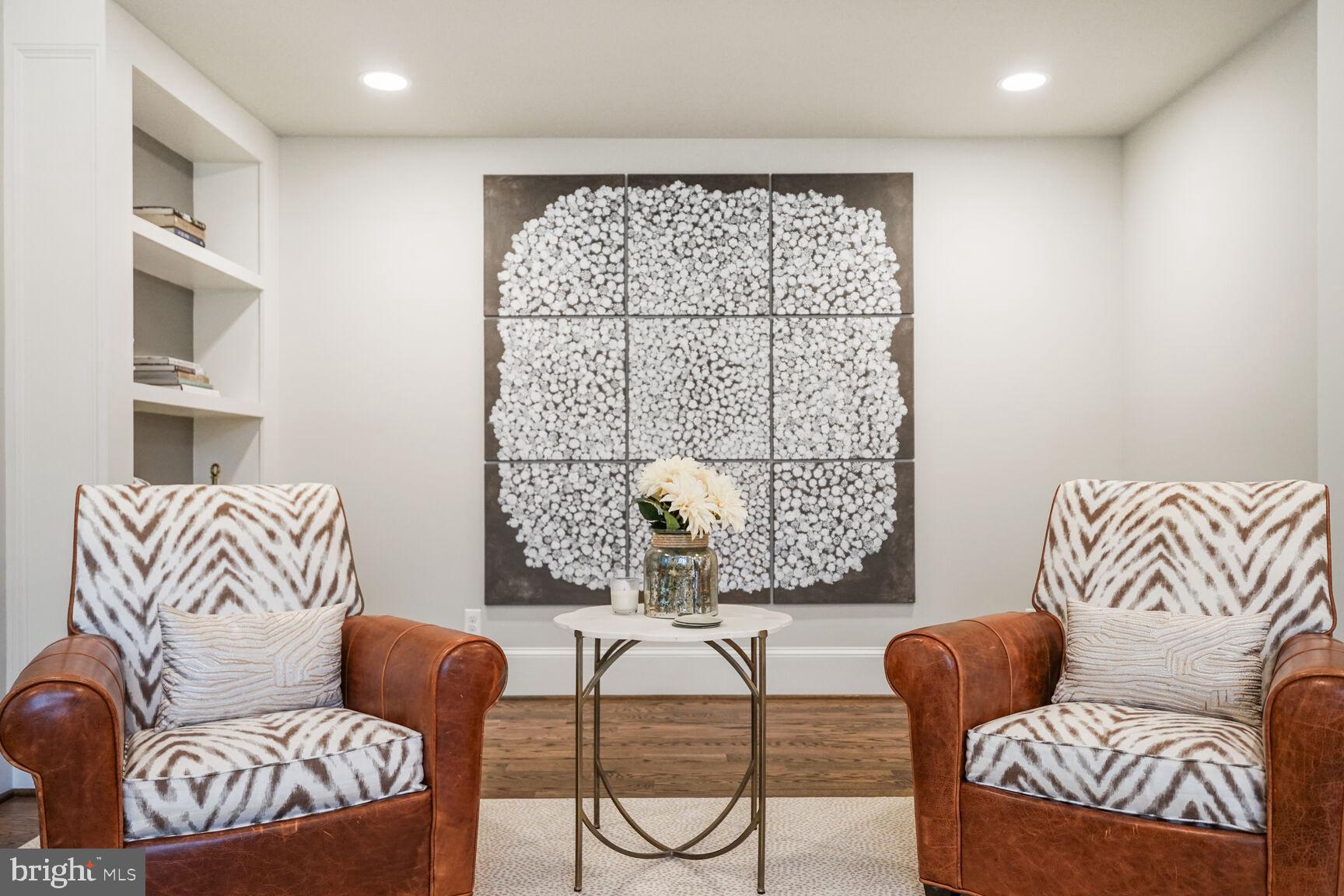 ARLINGWOOD - Residential