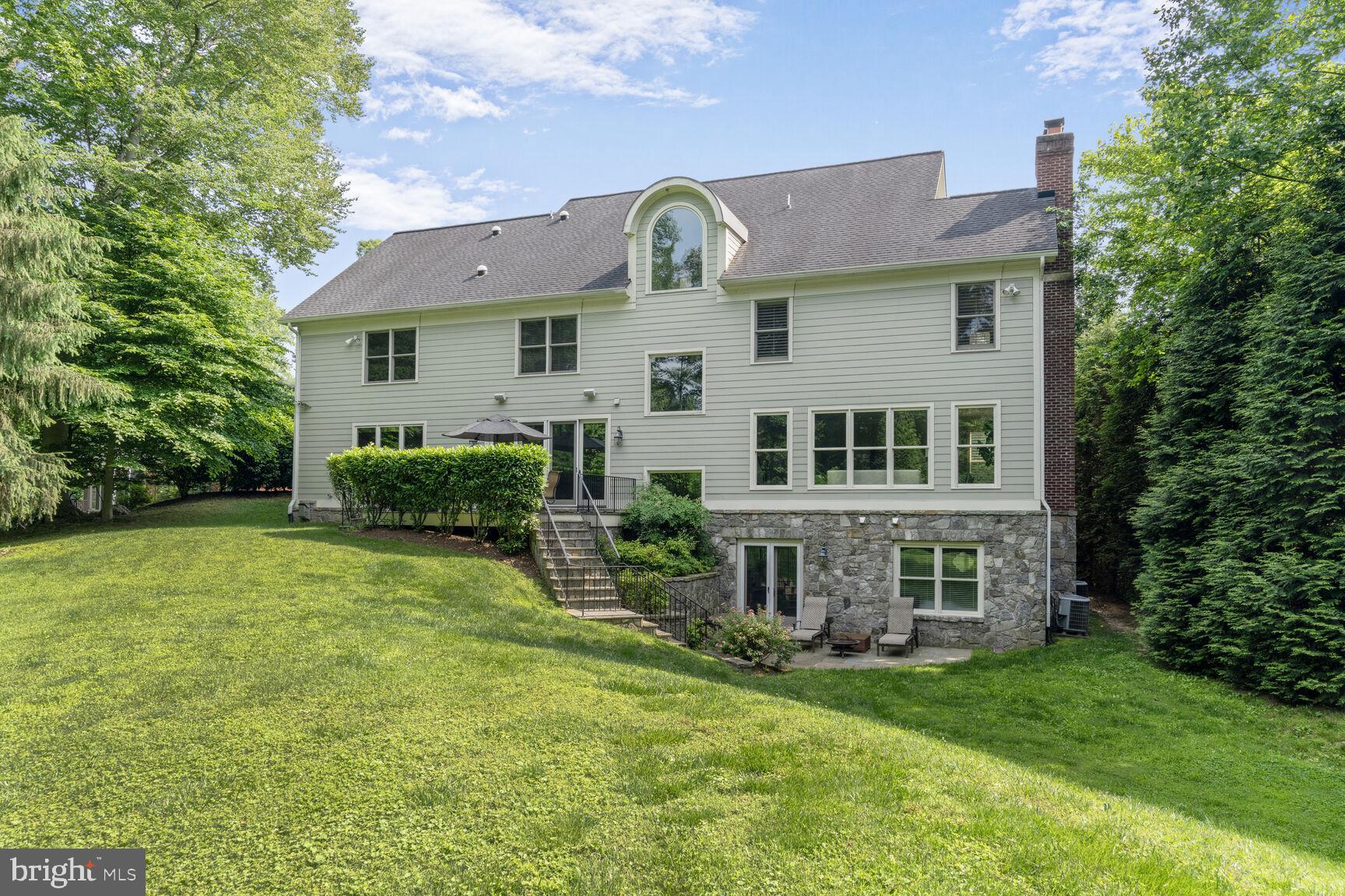 ARLINGWOOD - Residential