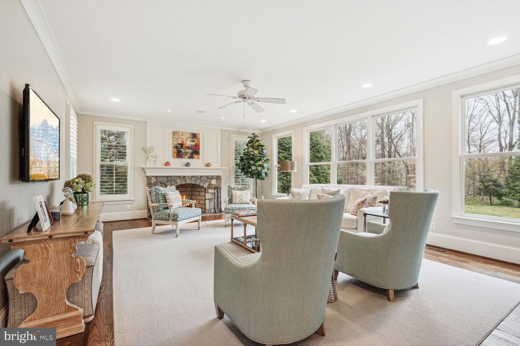 ARLINGWOOD - Residential