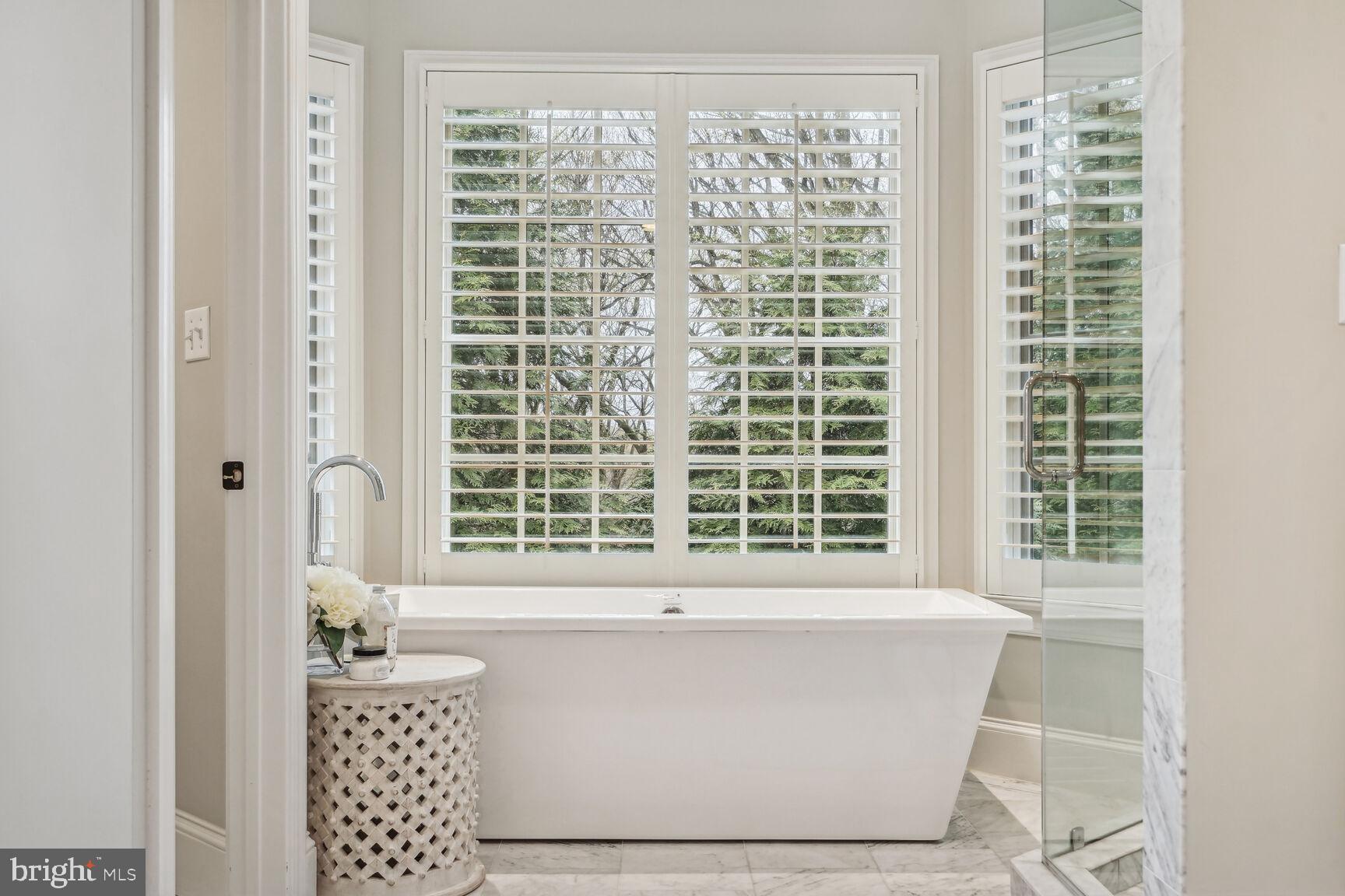 ARLINGWOOD - Residential