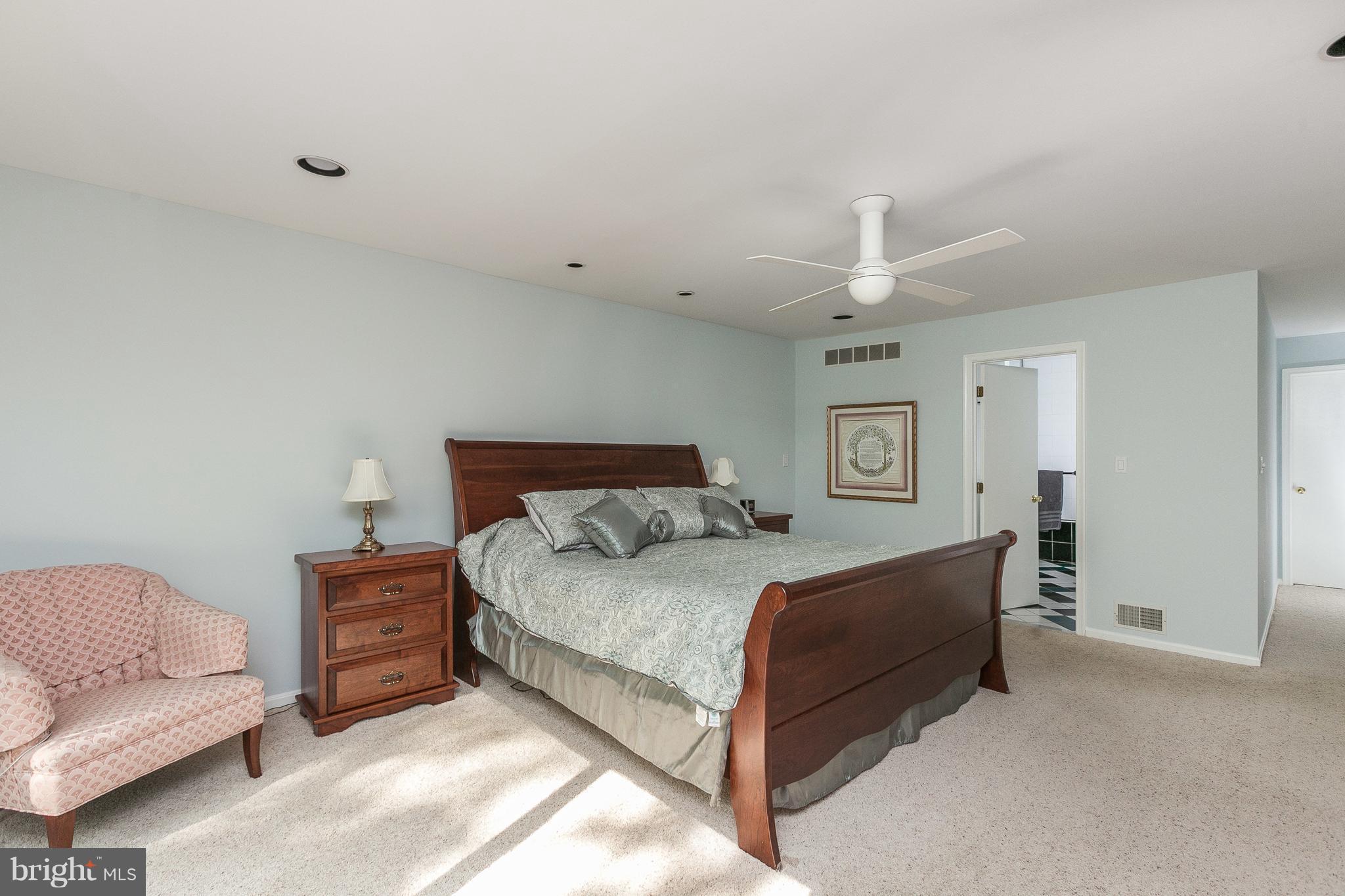 VALLEY BROOK - Residential