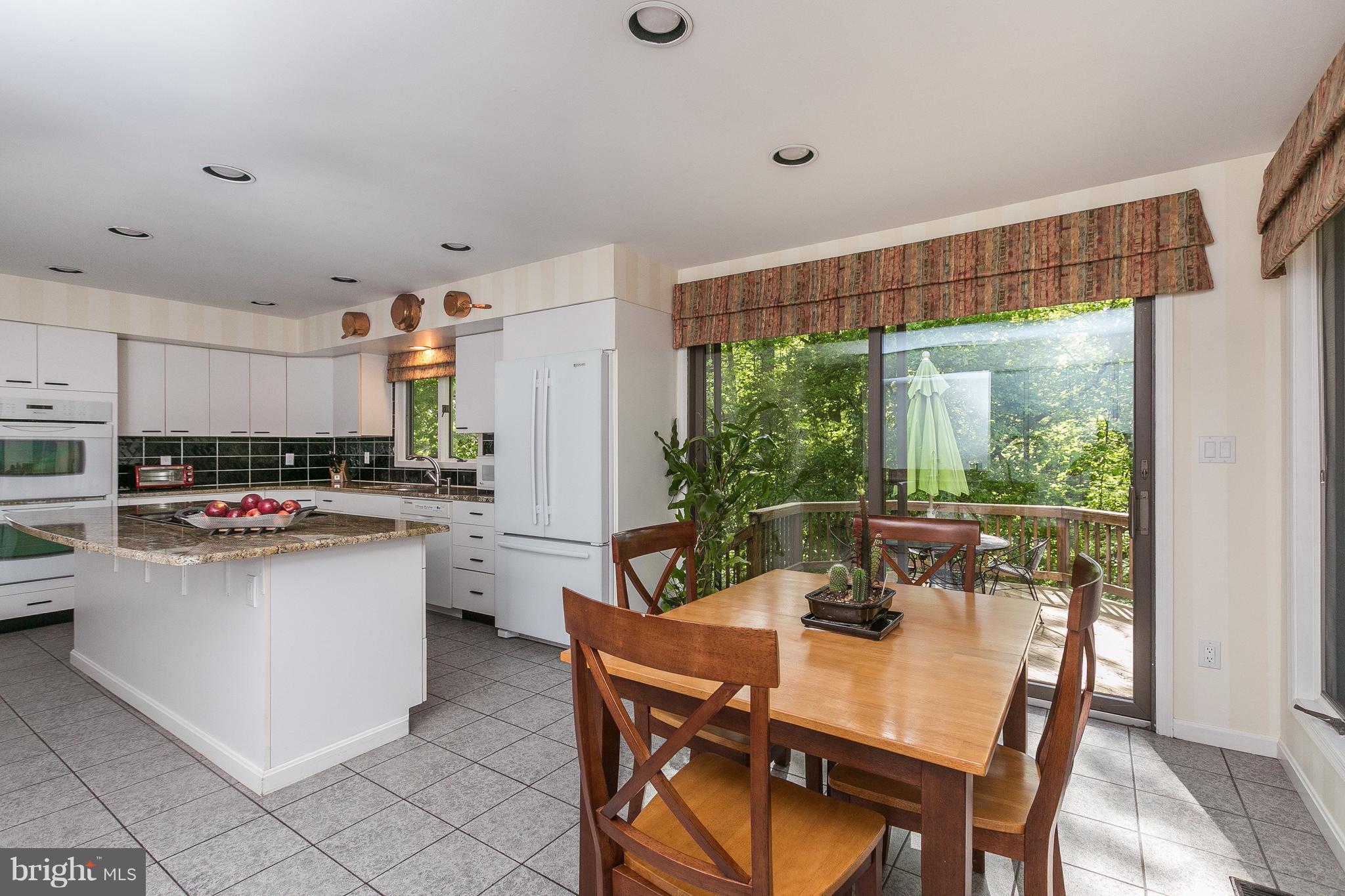 VALLEY BROOK - Residential