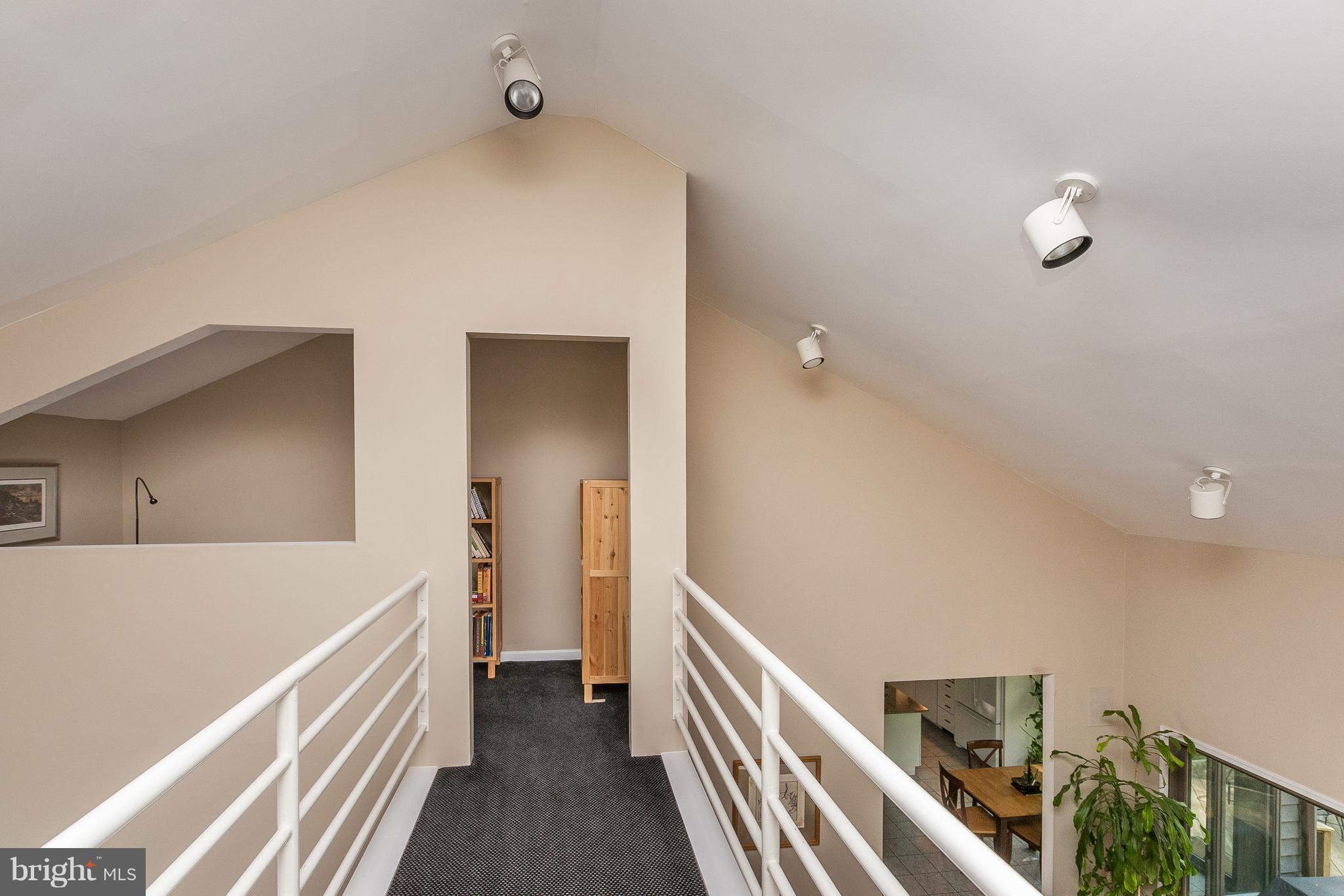 VALLEY BROOK - Residential