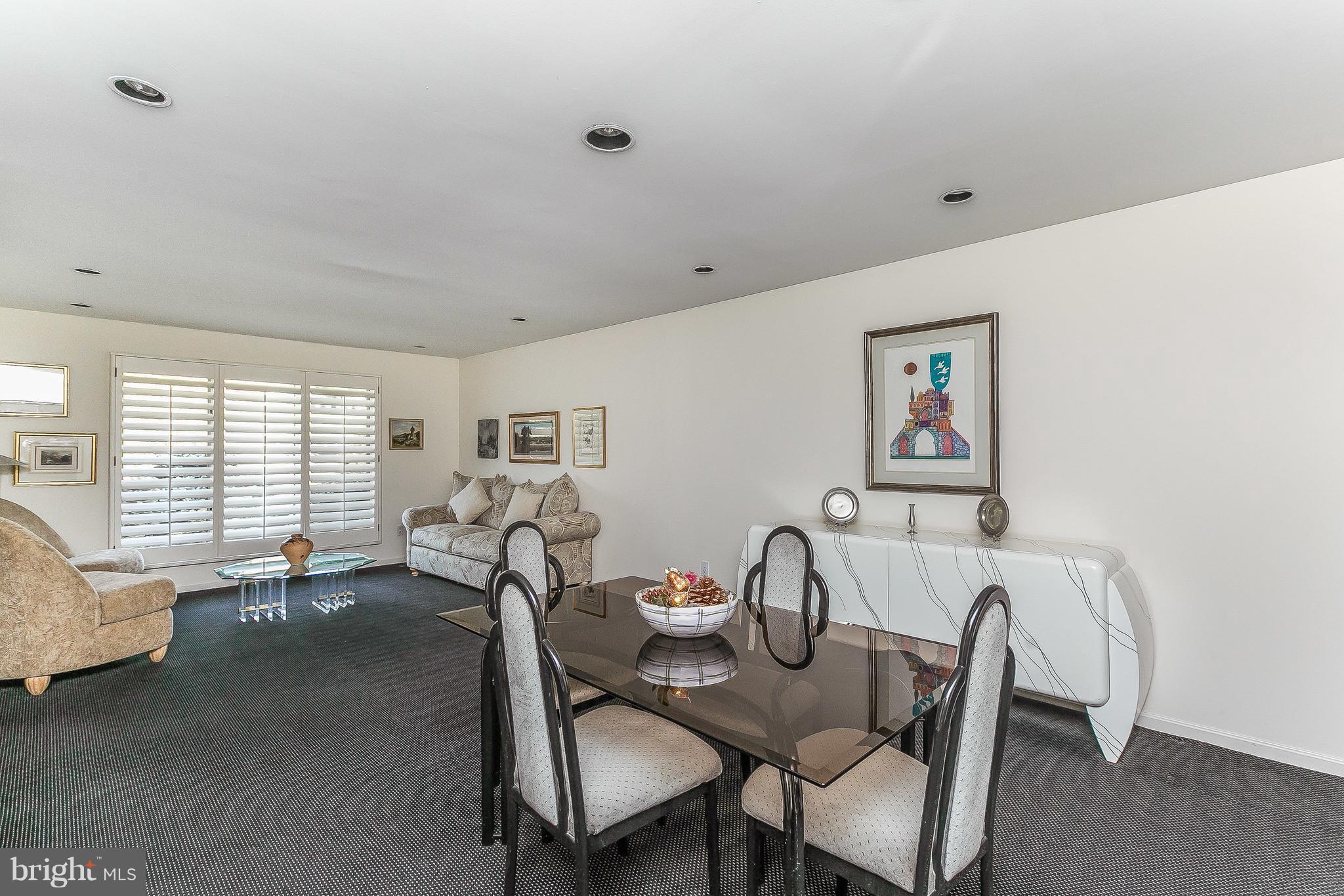 VALLEY BROOK - Residential