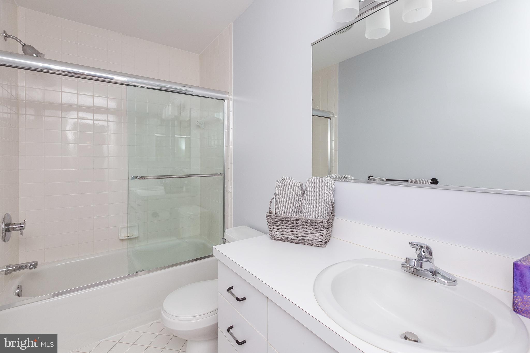 VALLEY BROOK - Residential