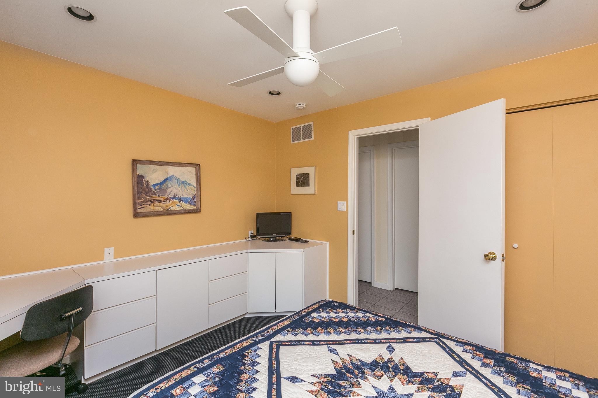 VALLEY BROOK - Residential