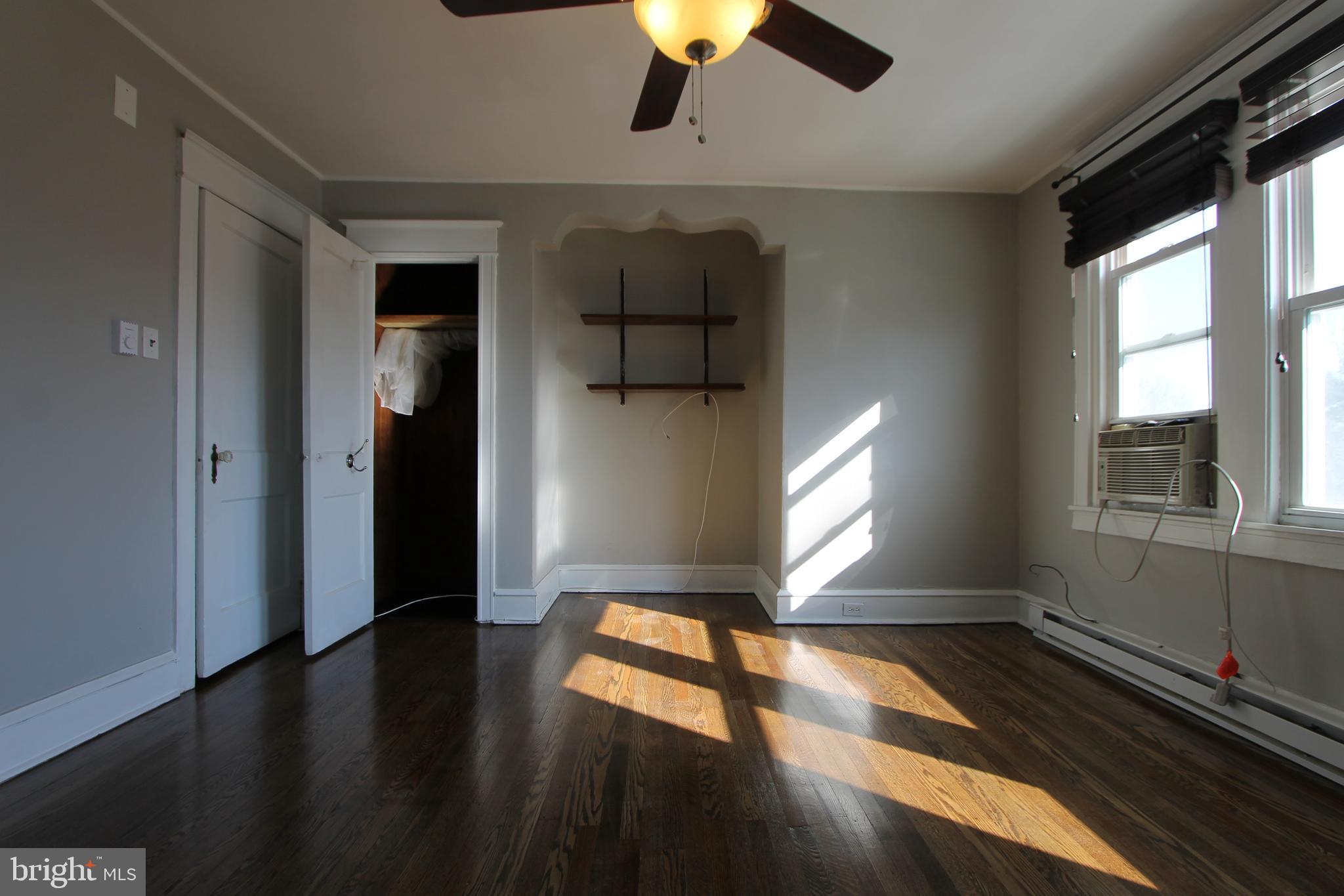 ROXBOROUGH - Residential Lease