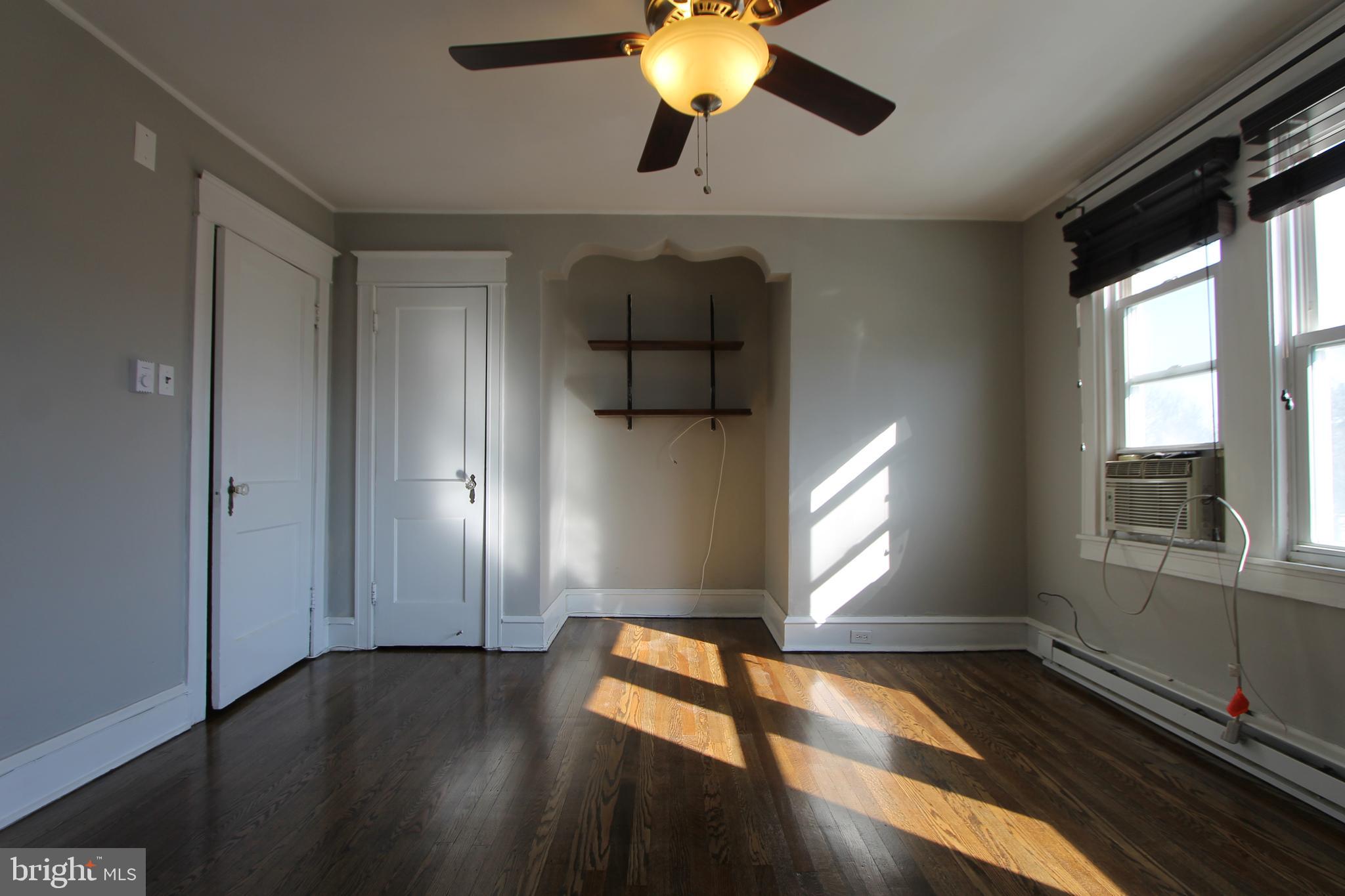 ROXBOROUGH - Residential Lease