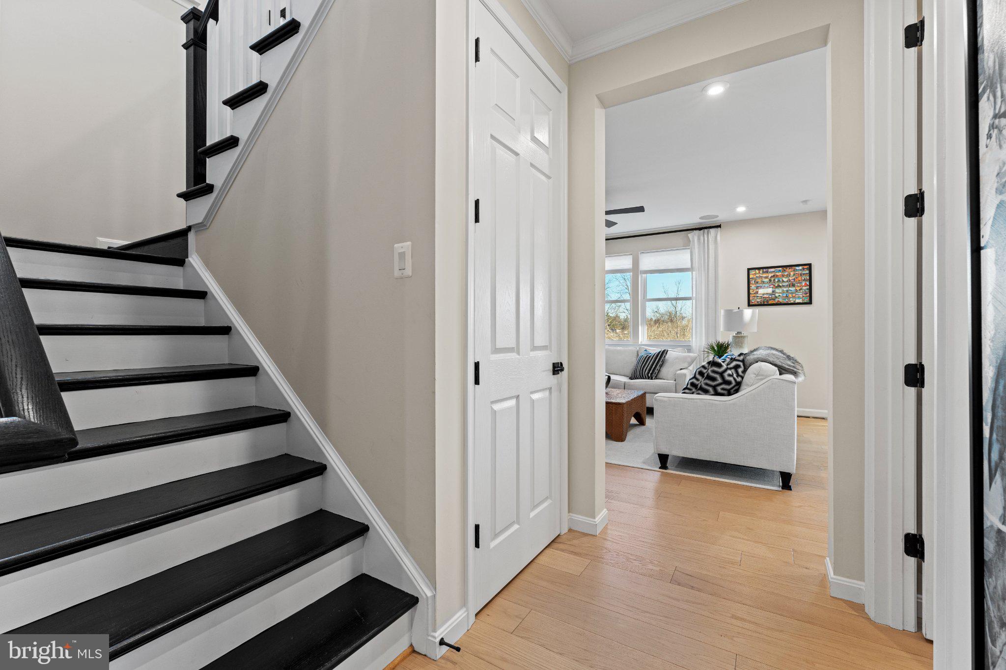 ROUND HILL MEADOWS - Residential