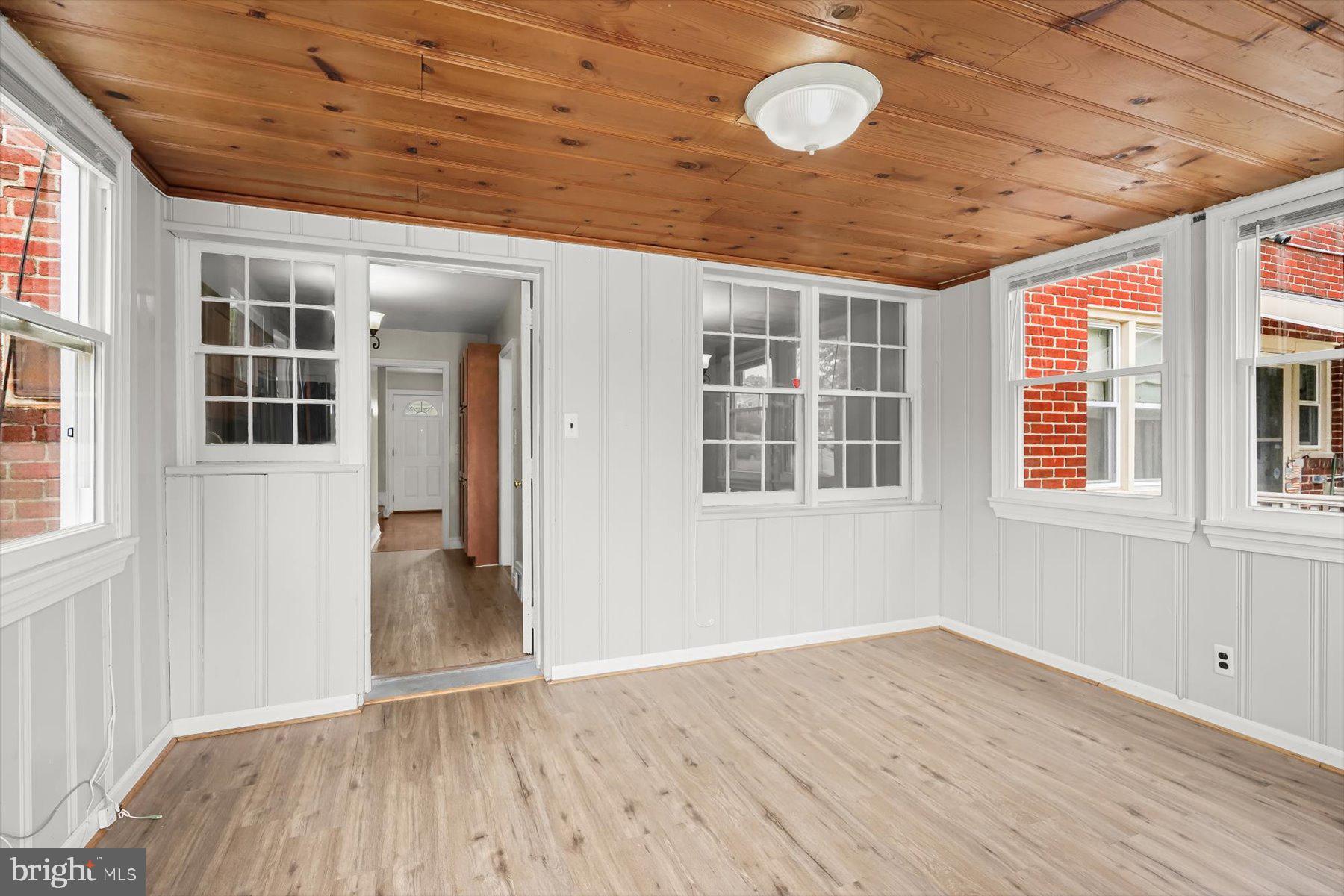 RIDGELEIGH - Residential