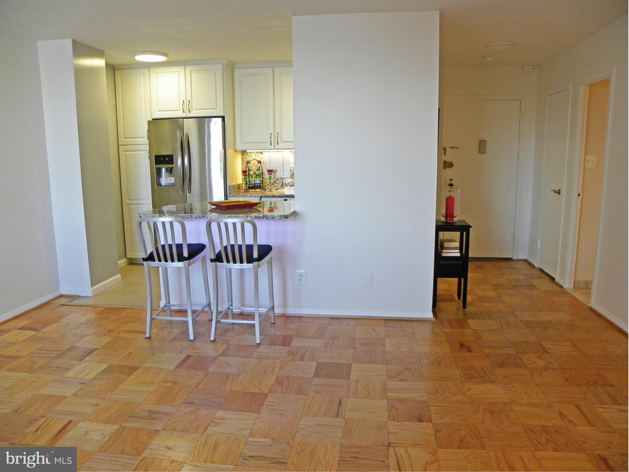 MARINA TOWERS - Residential