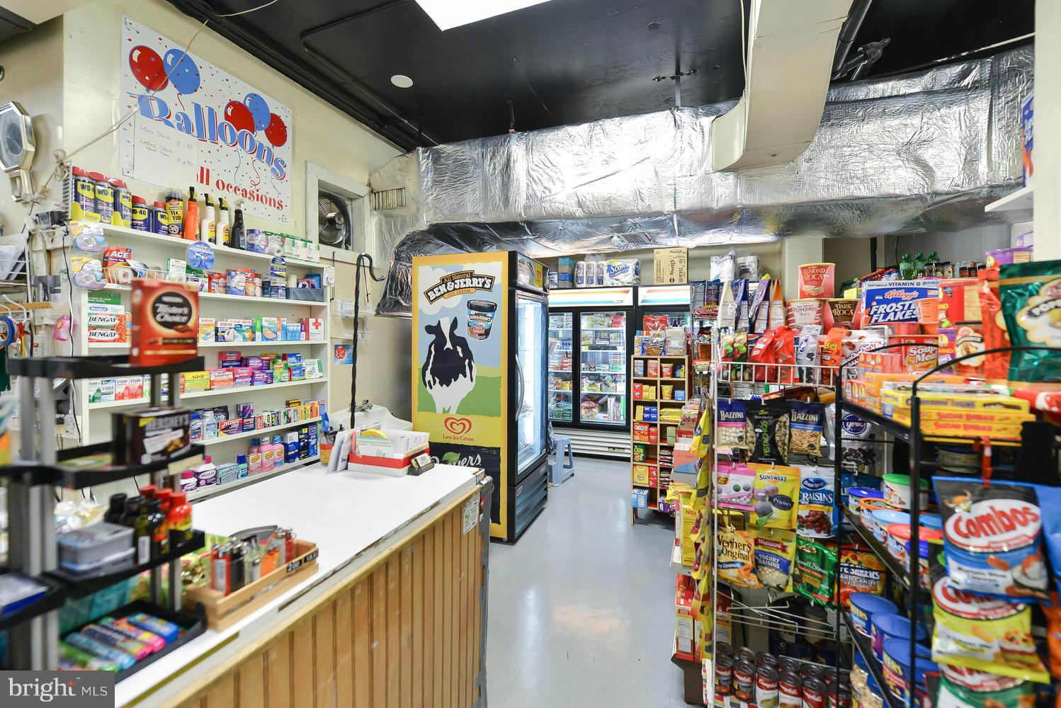 MARINA TOWERS - Residential