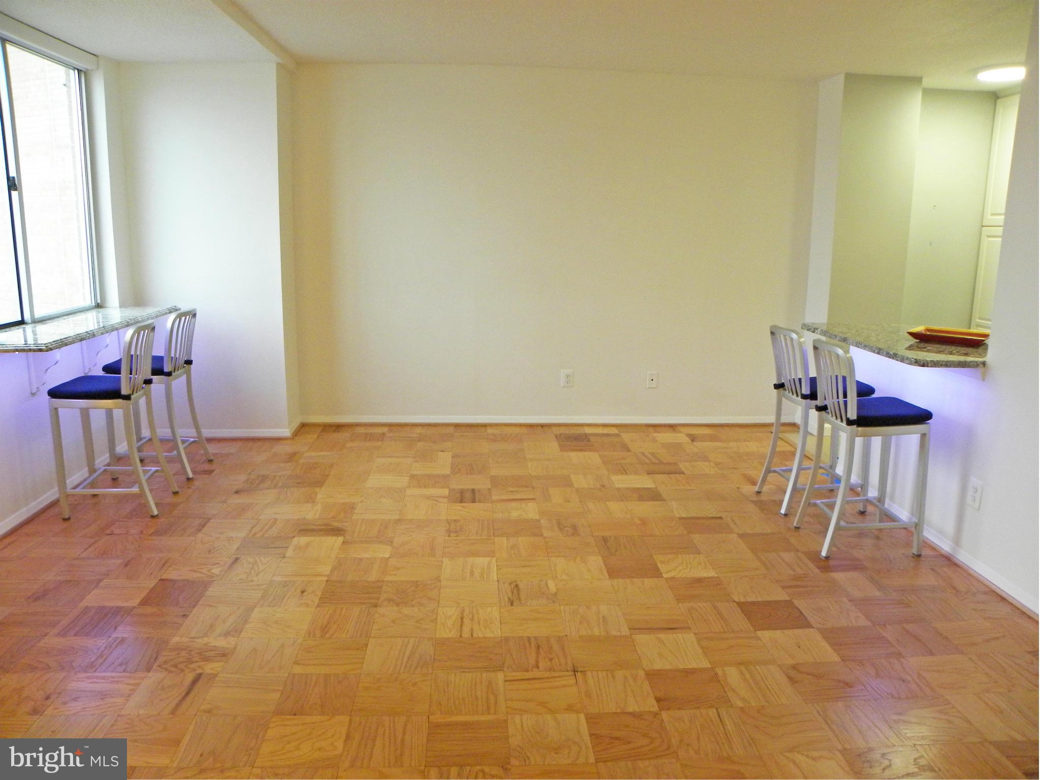 MARINA TOWERS - Residential