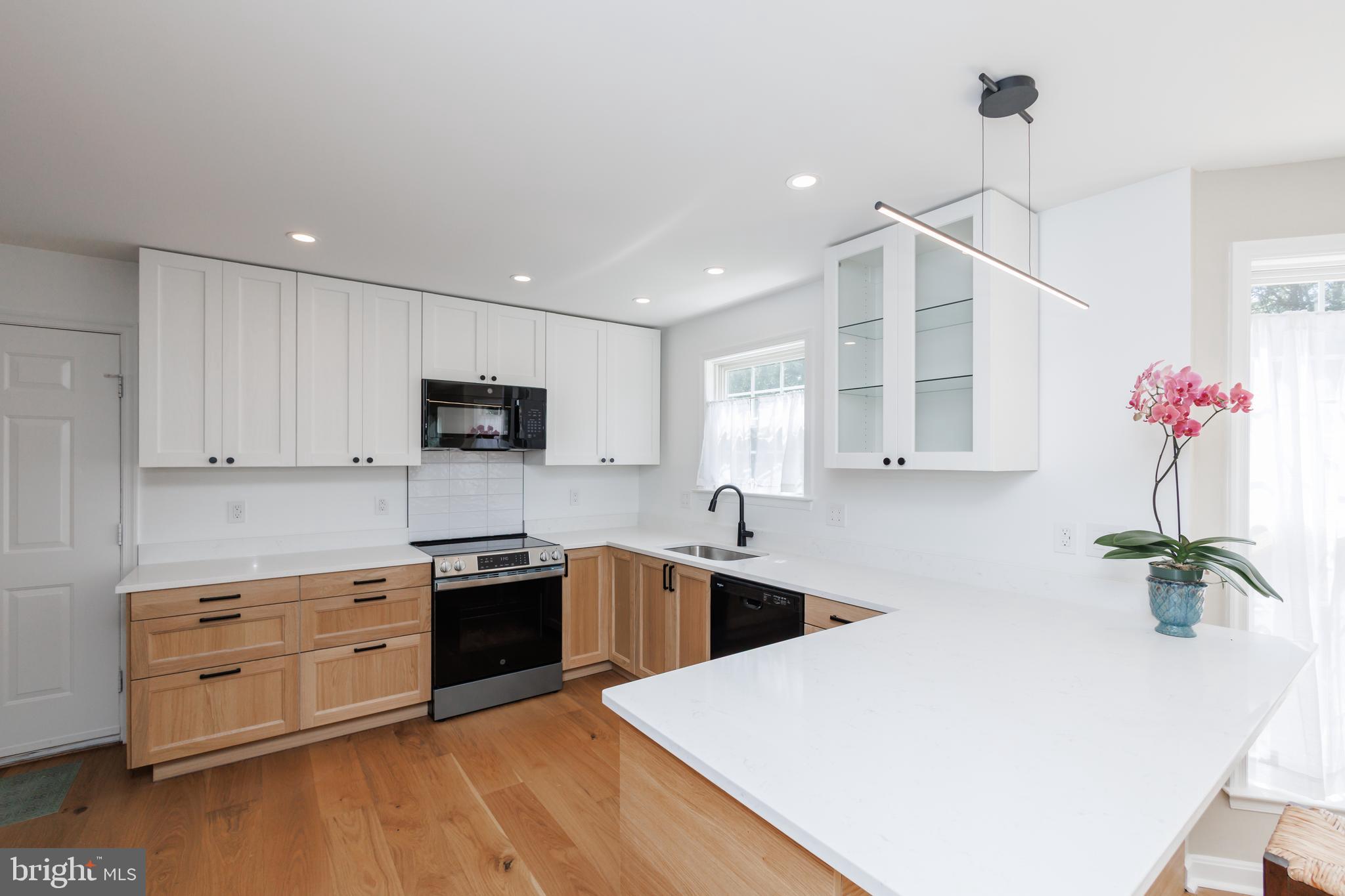 DOGWOOD LAKE ESTATES - Residential