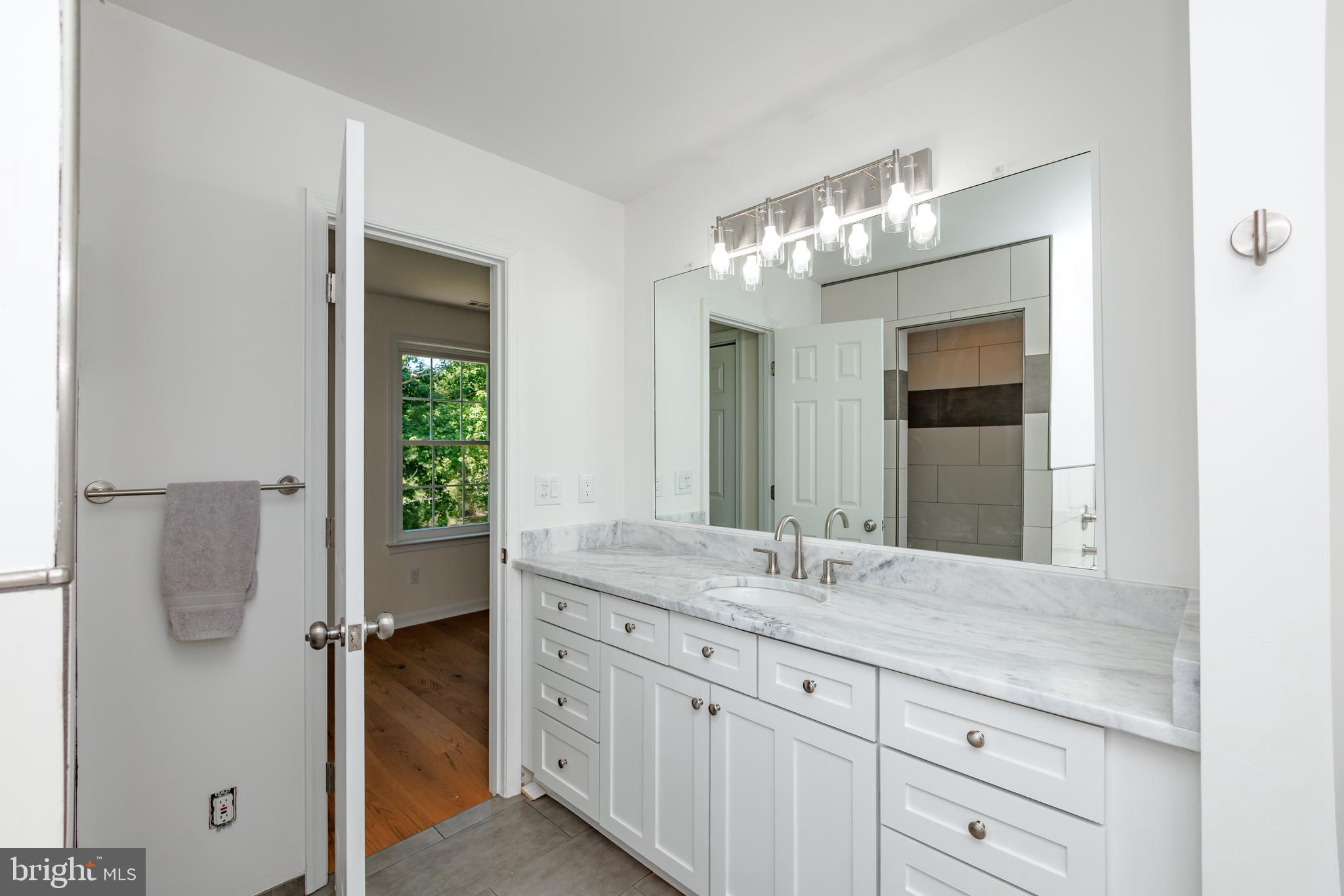 DOGWOOD LAKE ESTATES - Residential