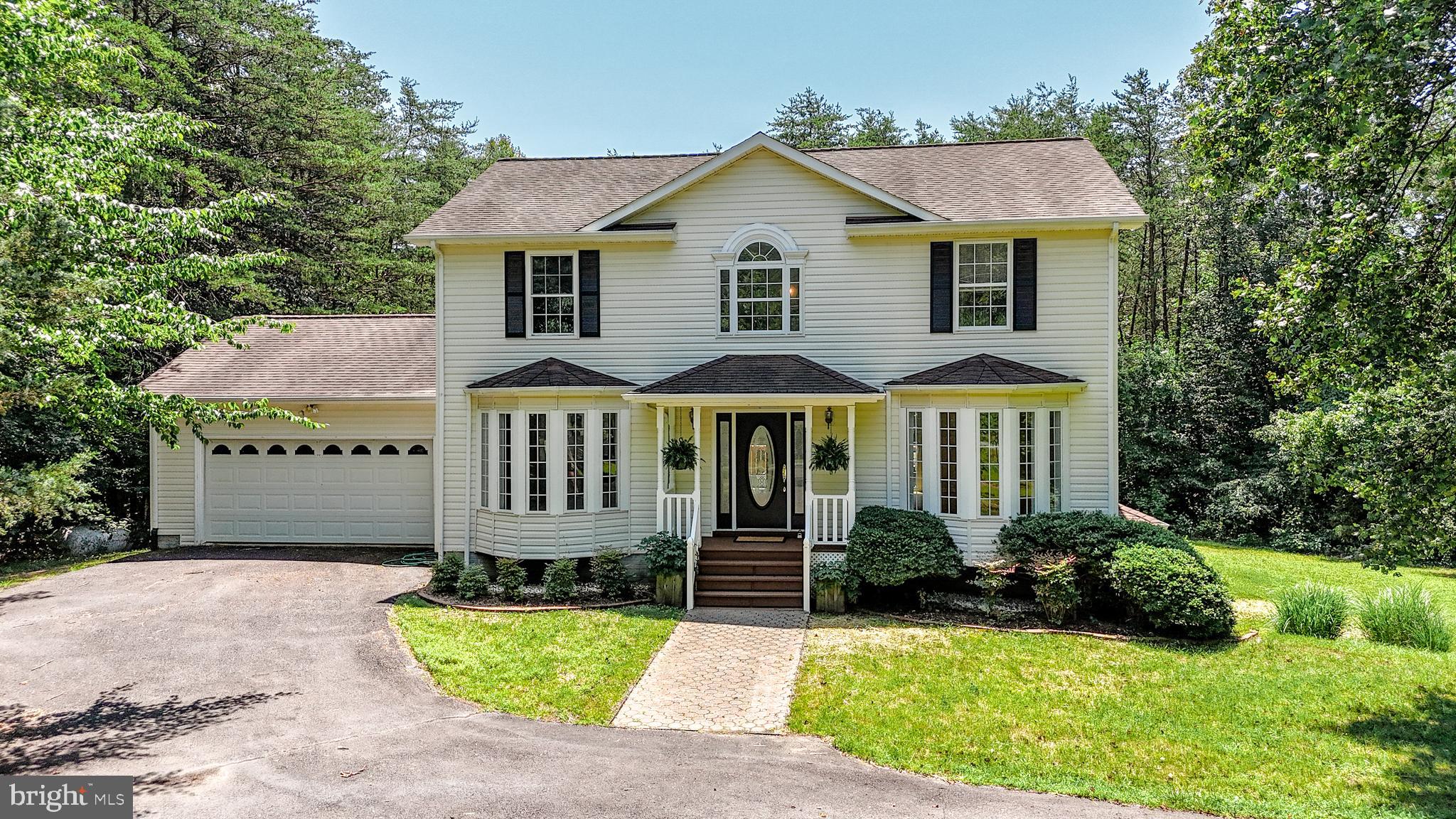 DOGWOOD LAKE ESTATES - Residential