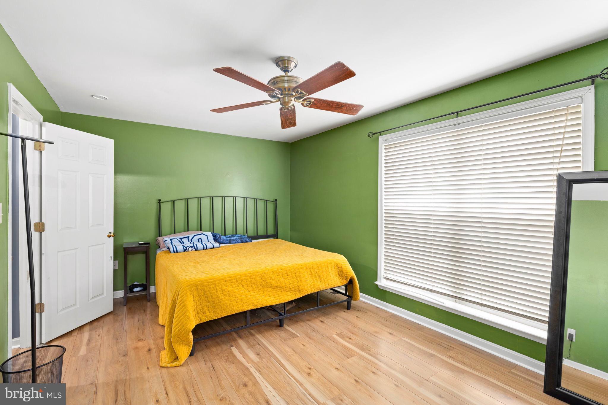 LAKE LAND OR - Residential