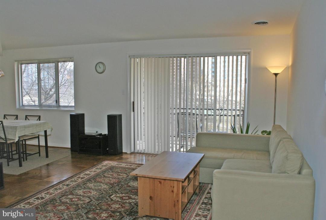 GROSVENOR PARK - Residential Lease