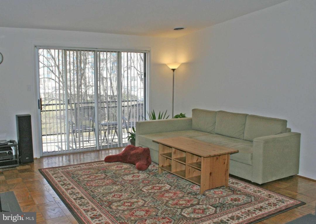 GROSVENOR PARK - Residential Lease