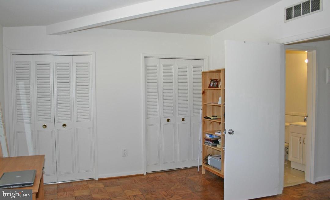 GROSVENOR PARK - Residential Lease