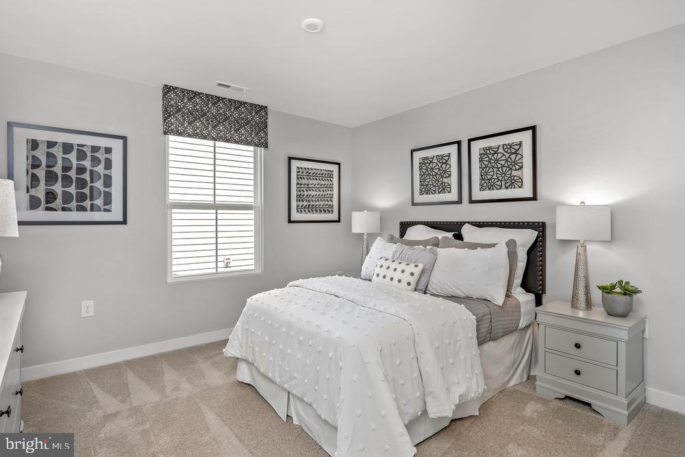 LEGENDS AT SADSBURY - Residential