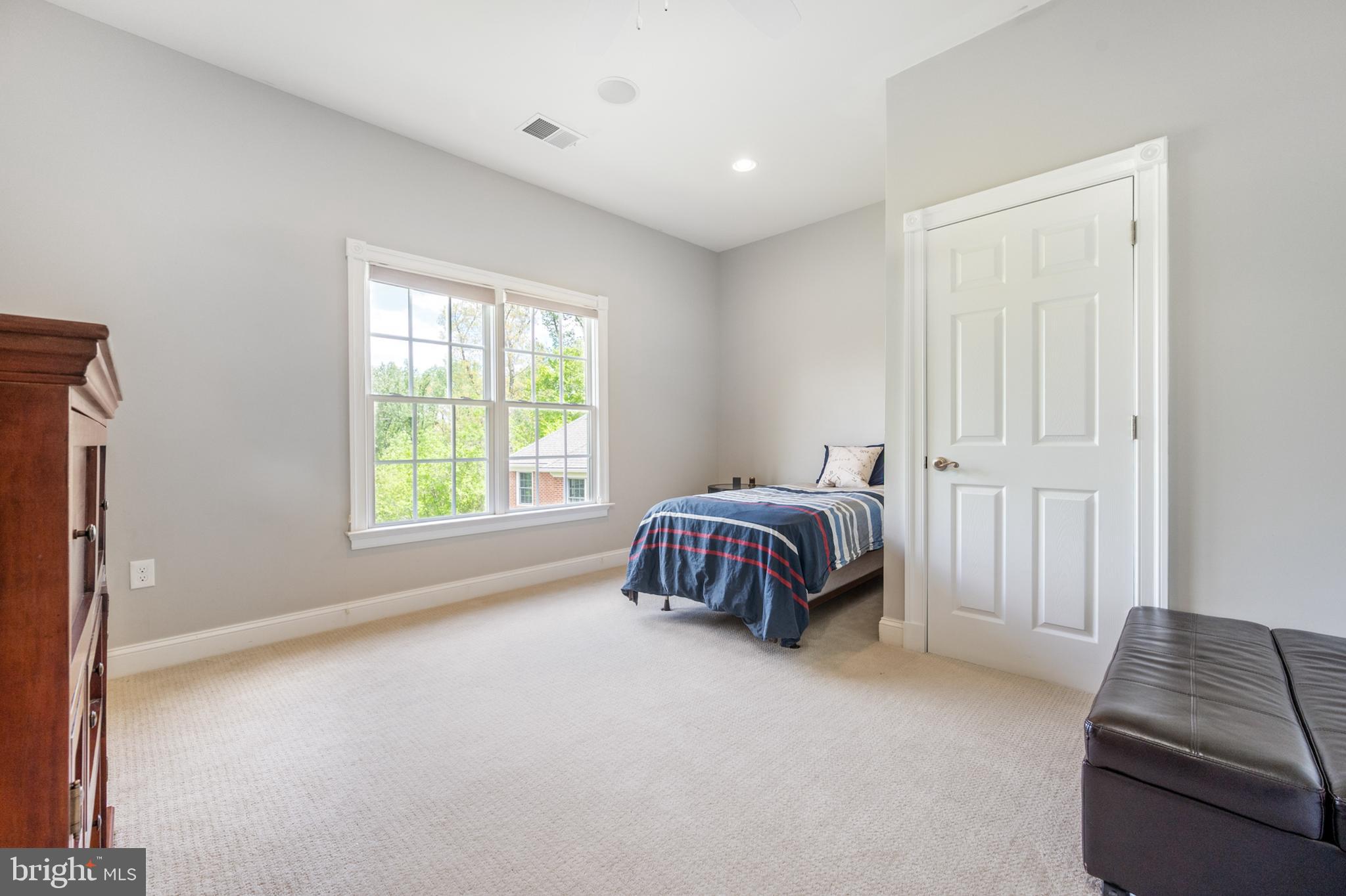 PICKETT'S RESERVE - Residential