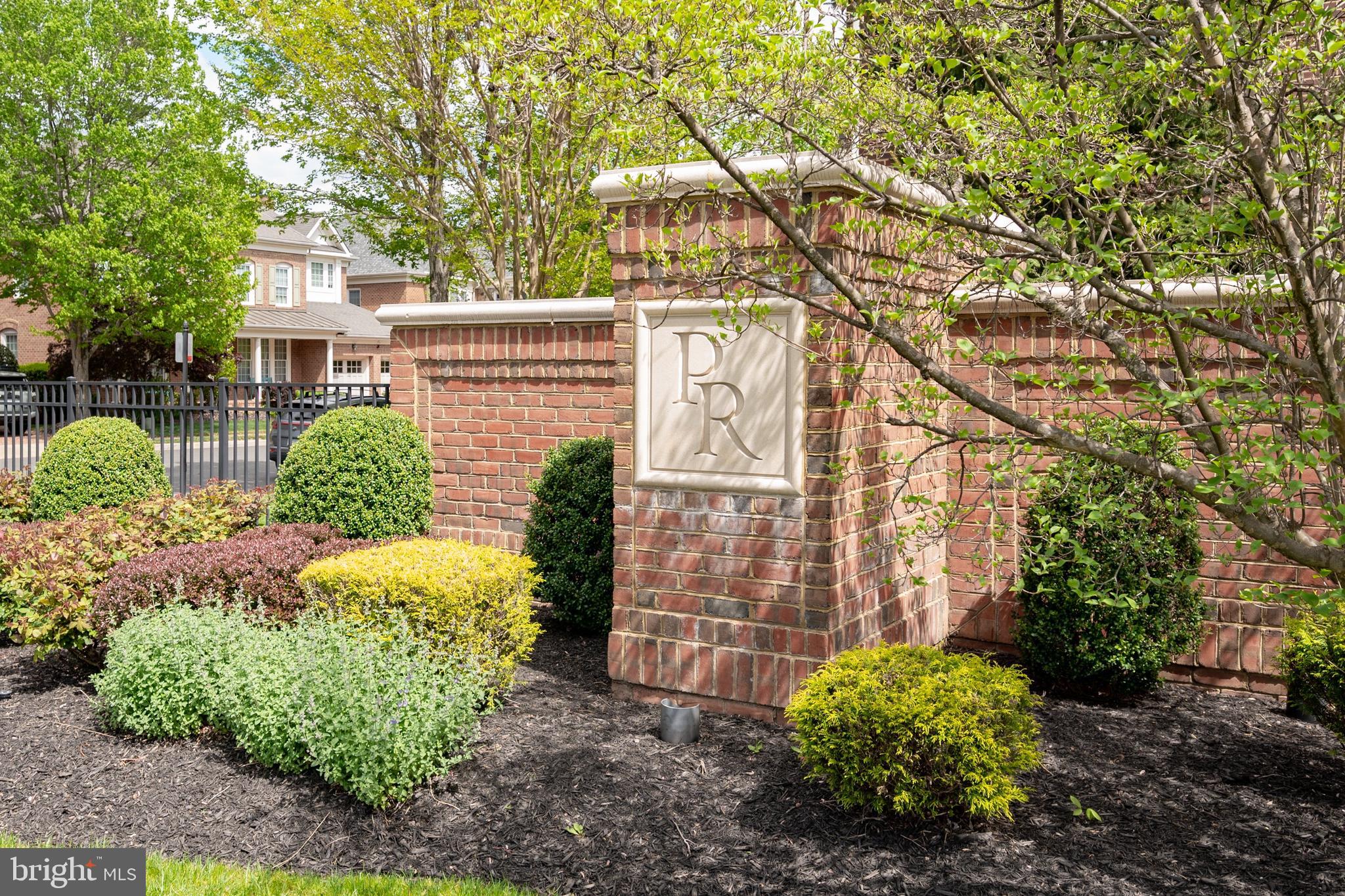 PICKETT'S RESERVE - Residential