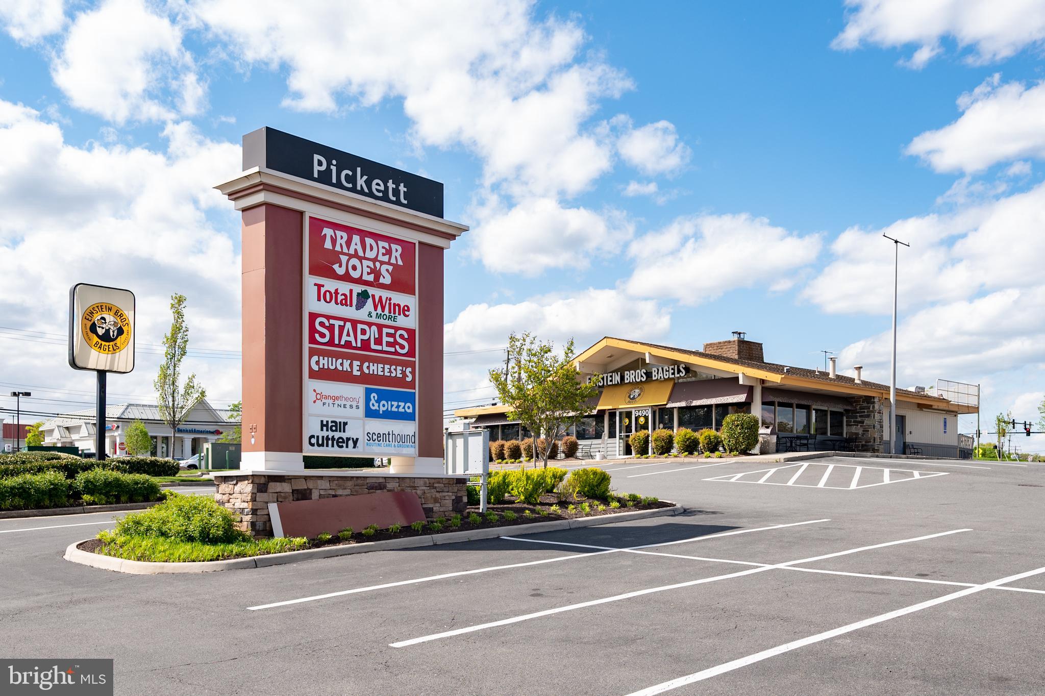 PICKETT'S RESERVE - Residential