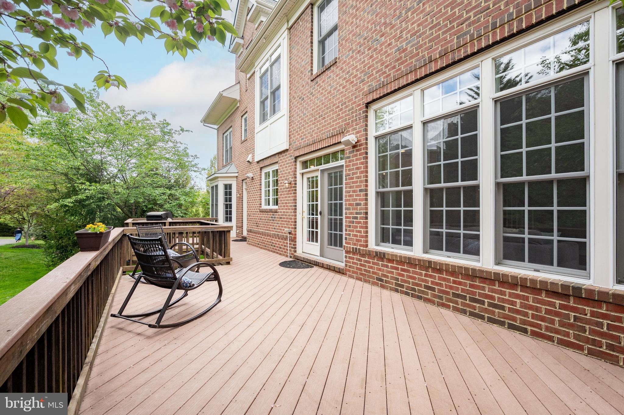 PICKETT'S RESERVE - Residential