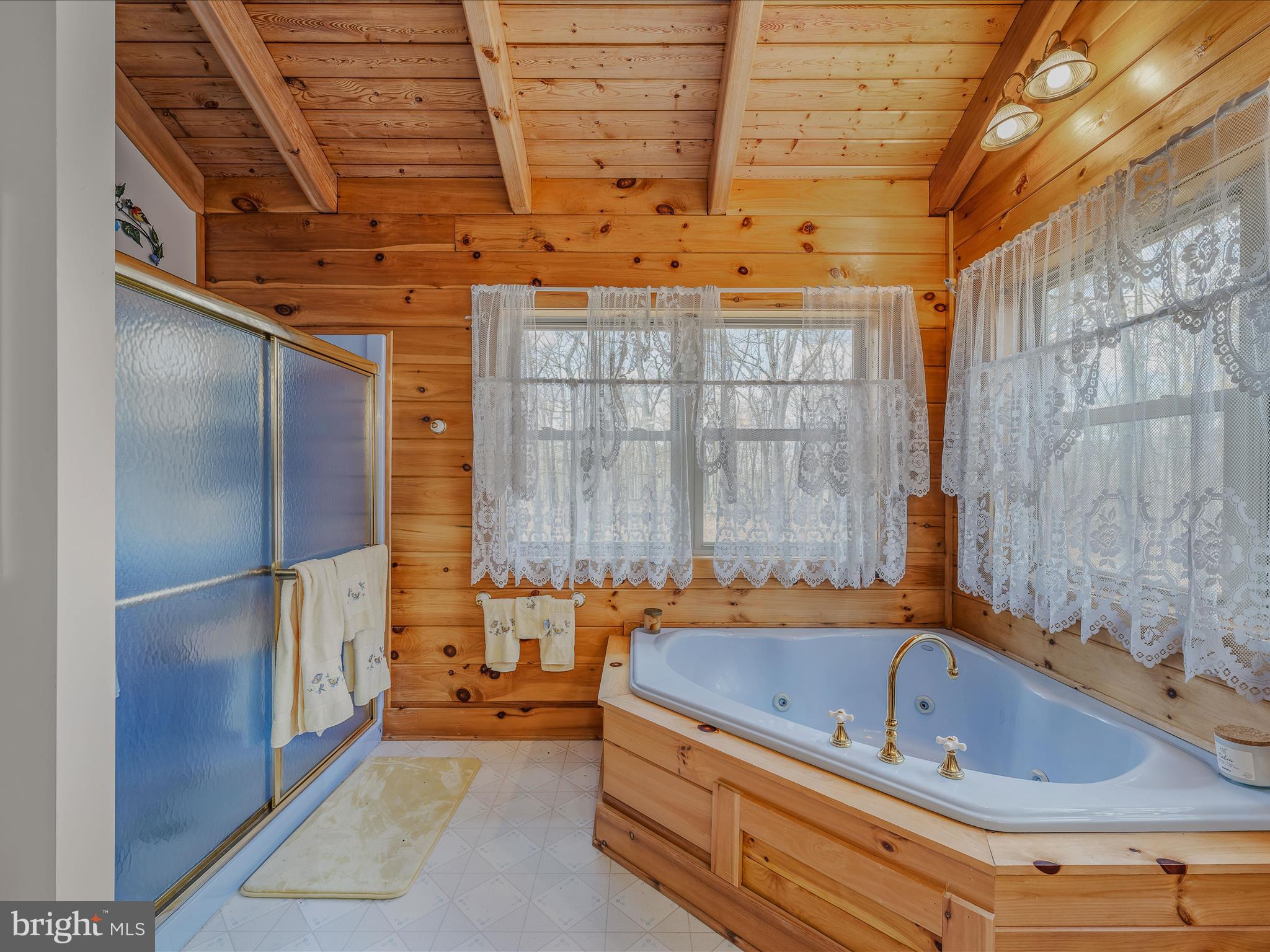 MAGNOLIA BEND - Residential