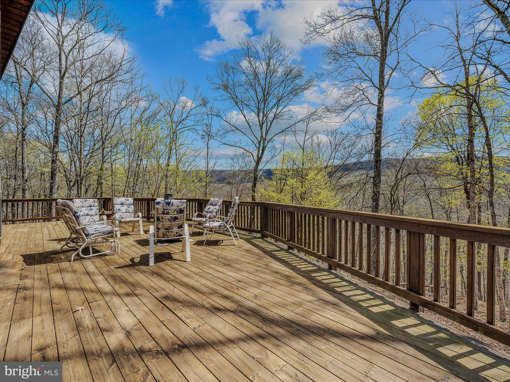 MAGNOLIA BEND - Residential