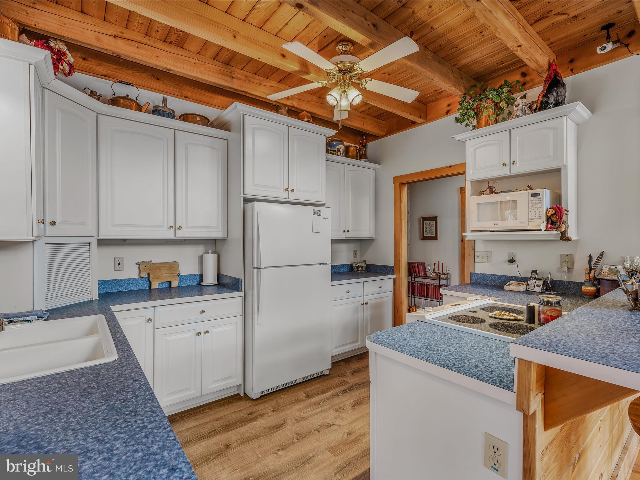 MAGNOLIA BEND - Residential