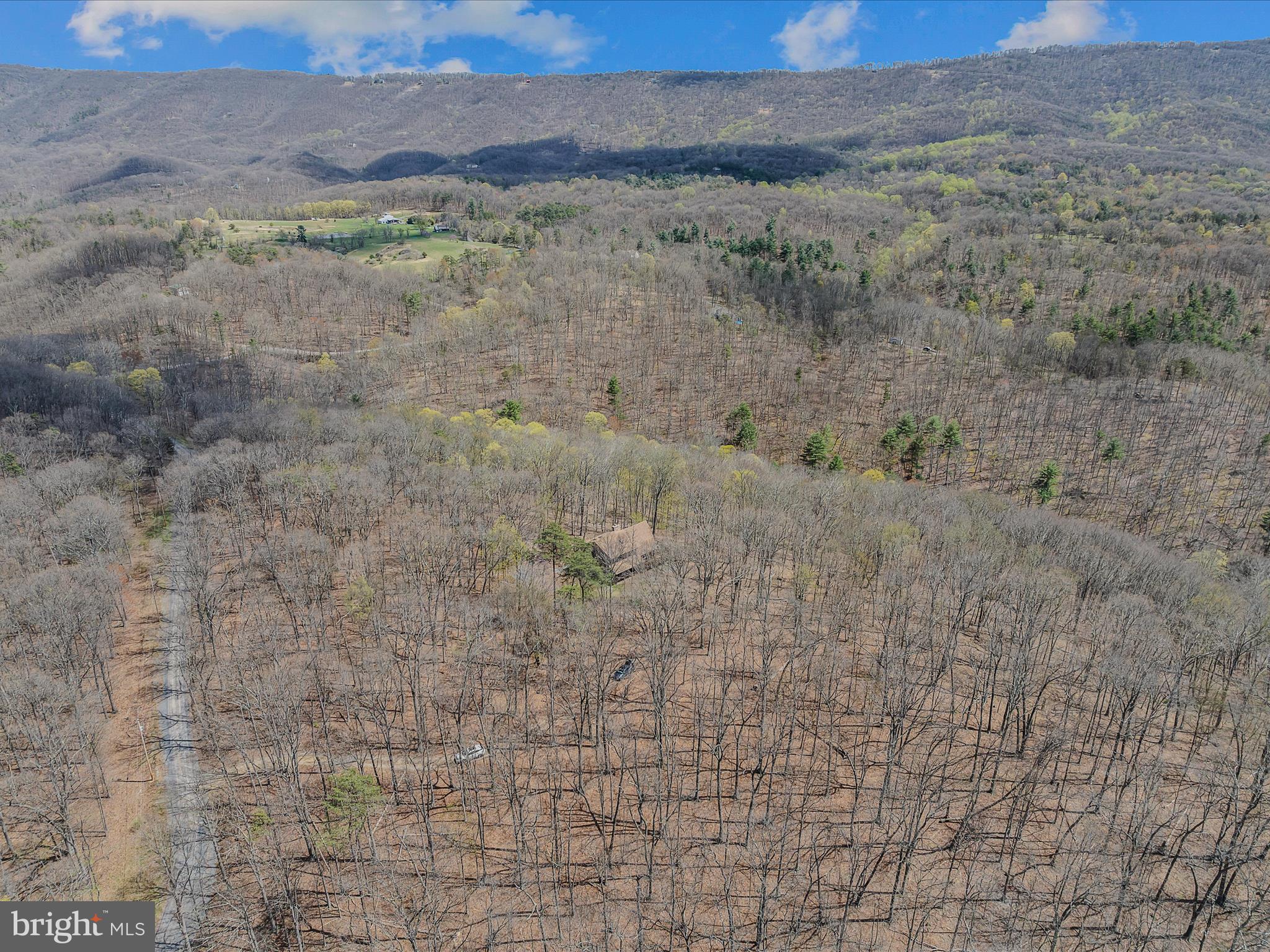 MAGNOLIA BEND - Residential