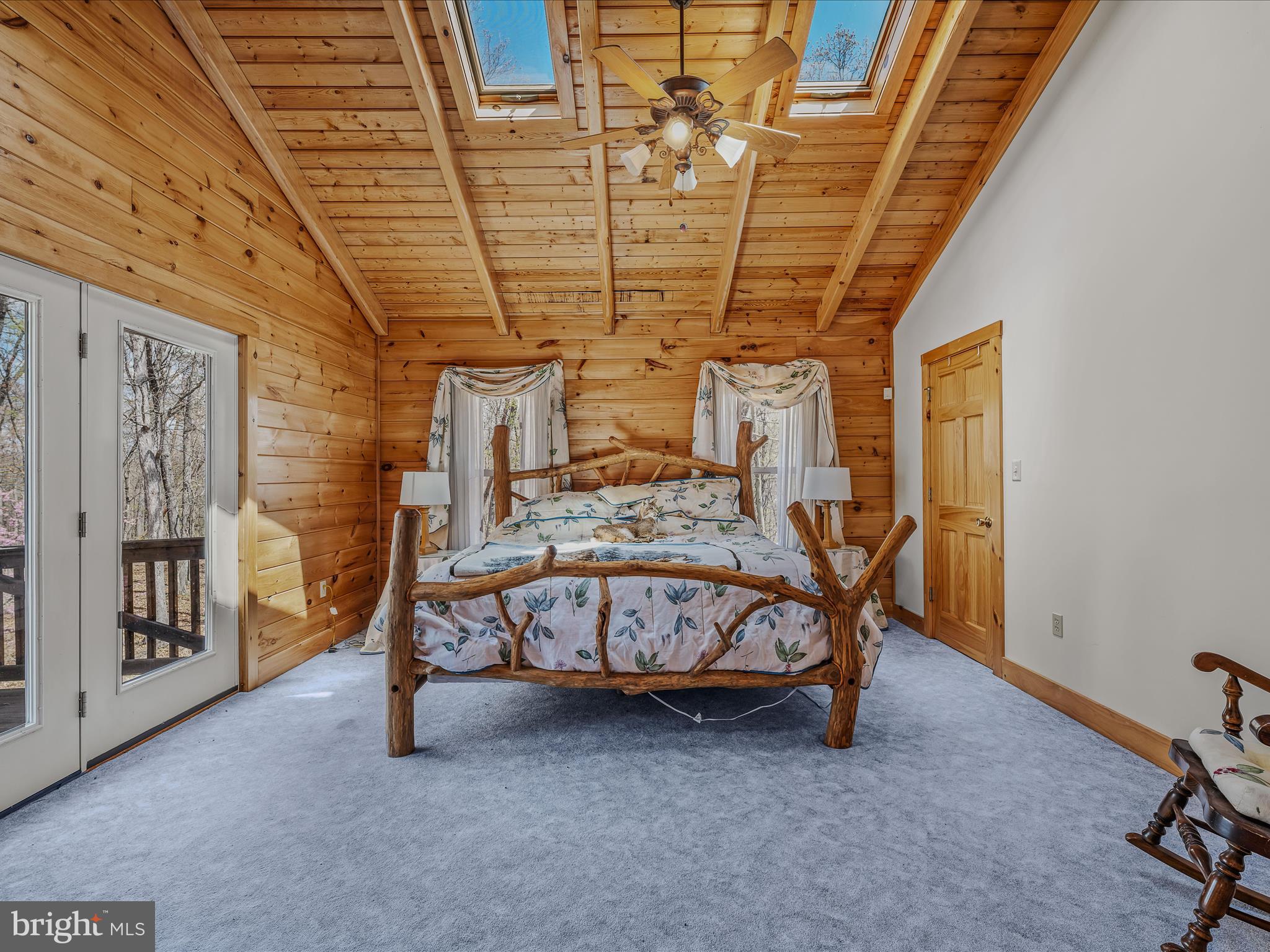 MAGNOLIA BEND - Residential