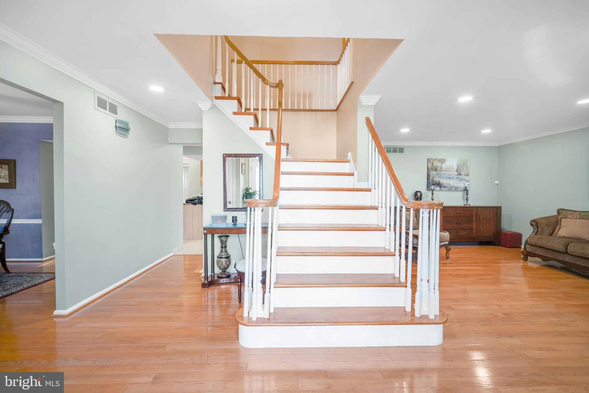 WOODLYN CROSSING - Residential