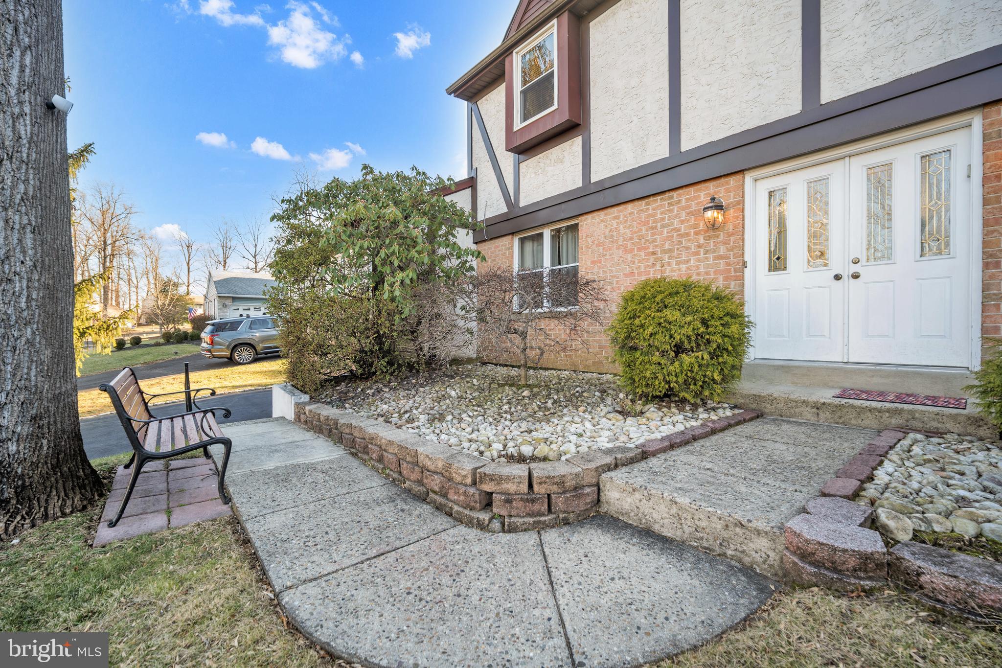 WOODLYN CROSSING - Residential