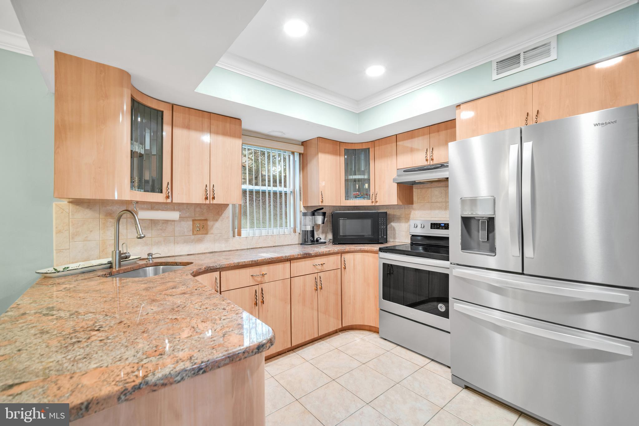 WOODLYN CROSSING - Residential