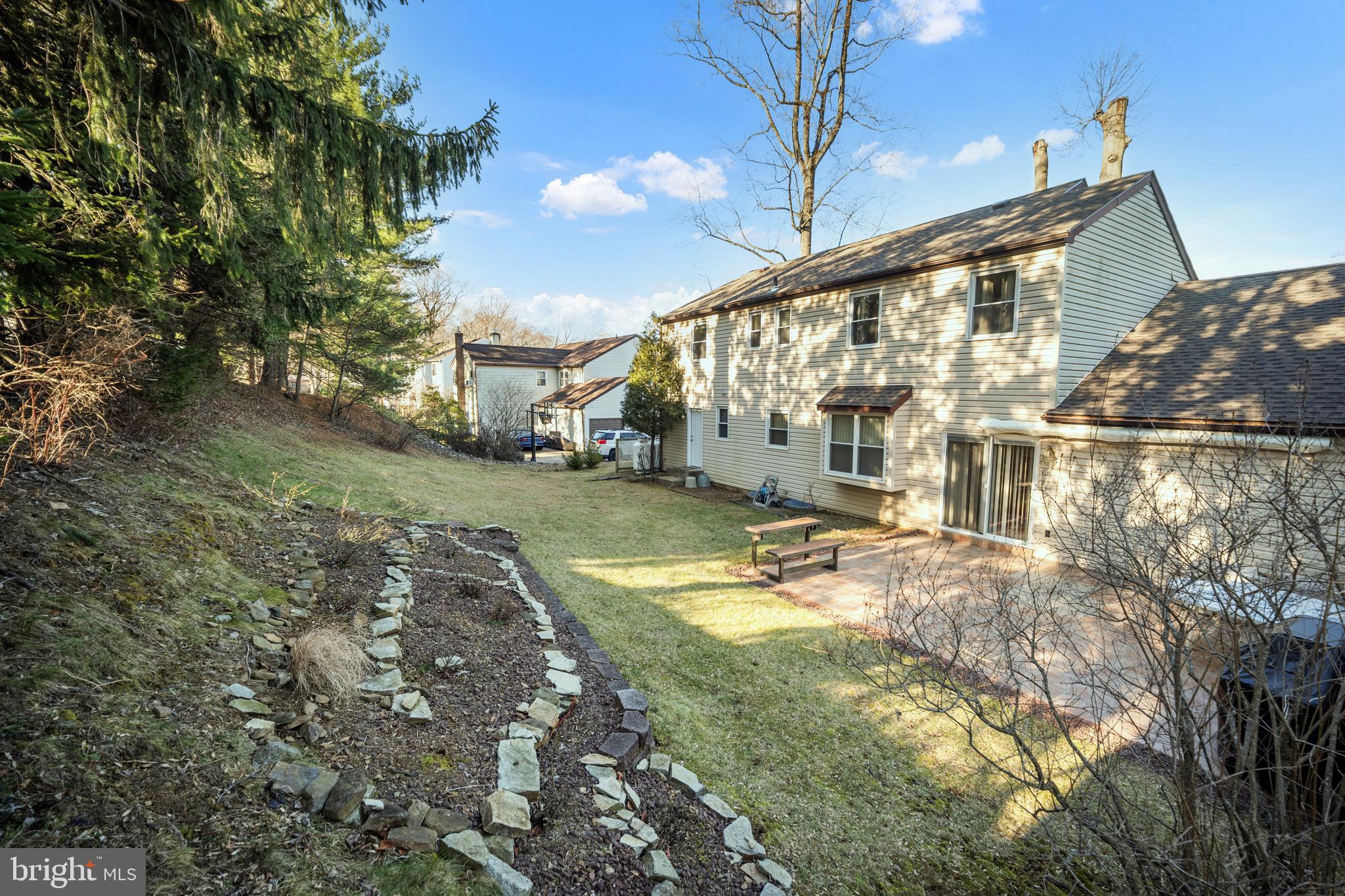 WOODLYN CROSSING - Residential