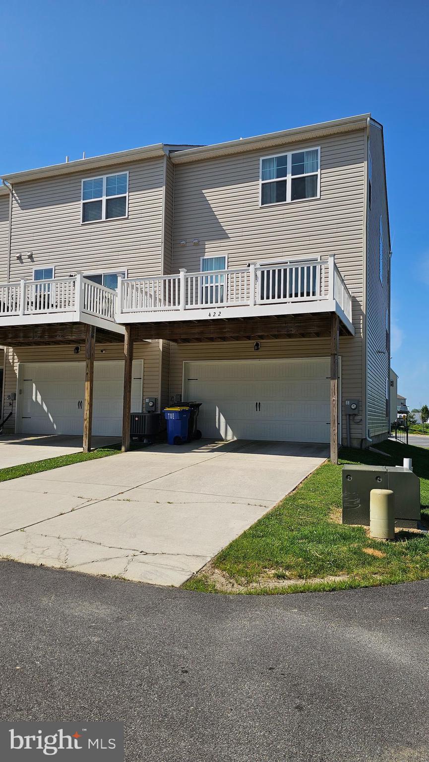 422 CROWBERRY CIRCLE