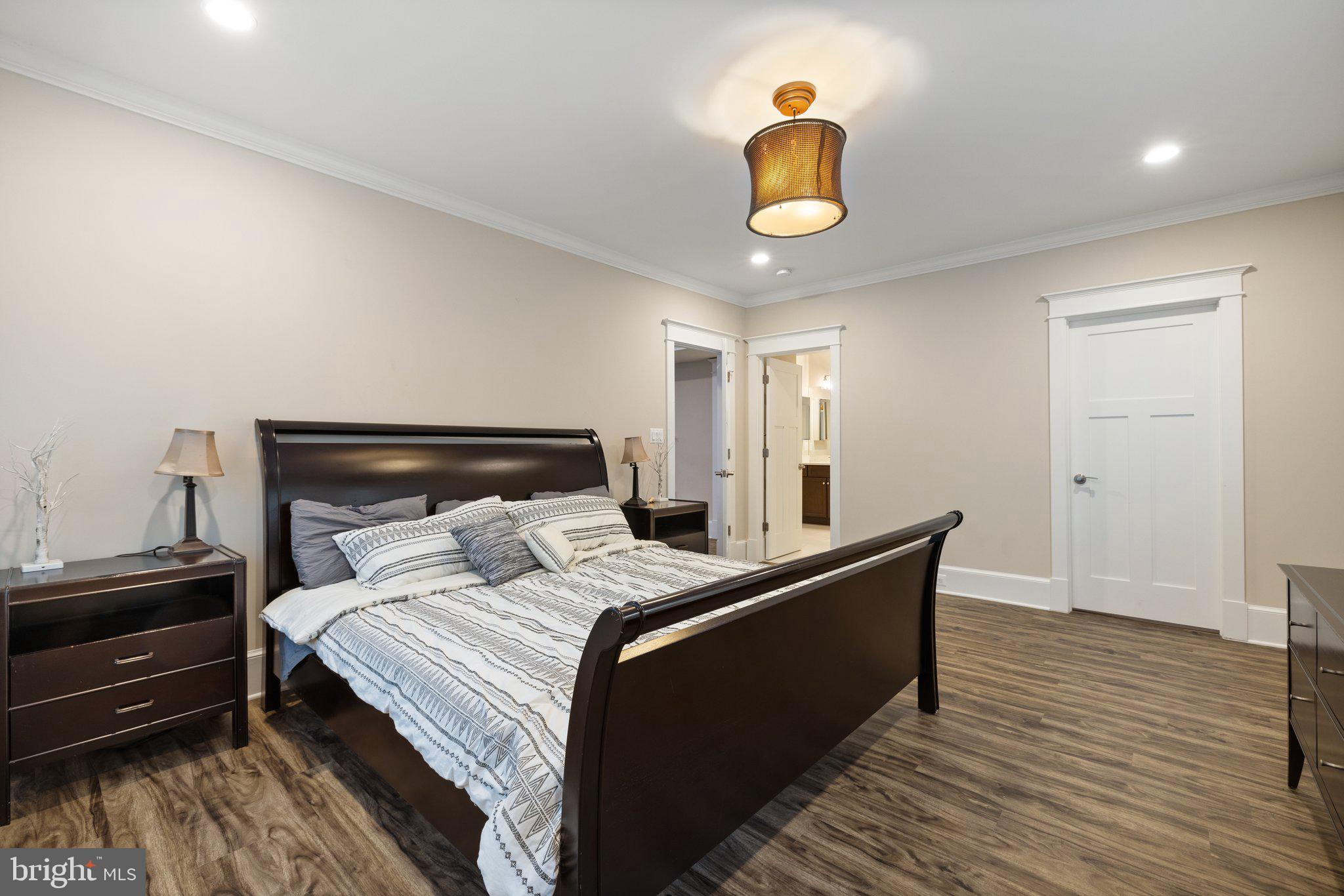 WESTBRIAR COUNTRY CLUB MANOR - Residential