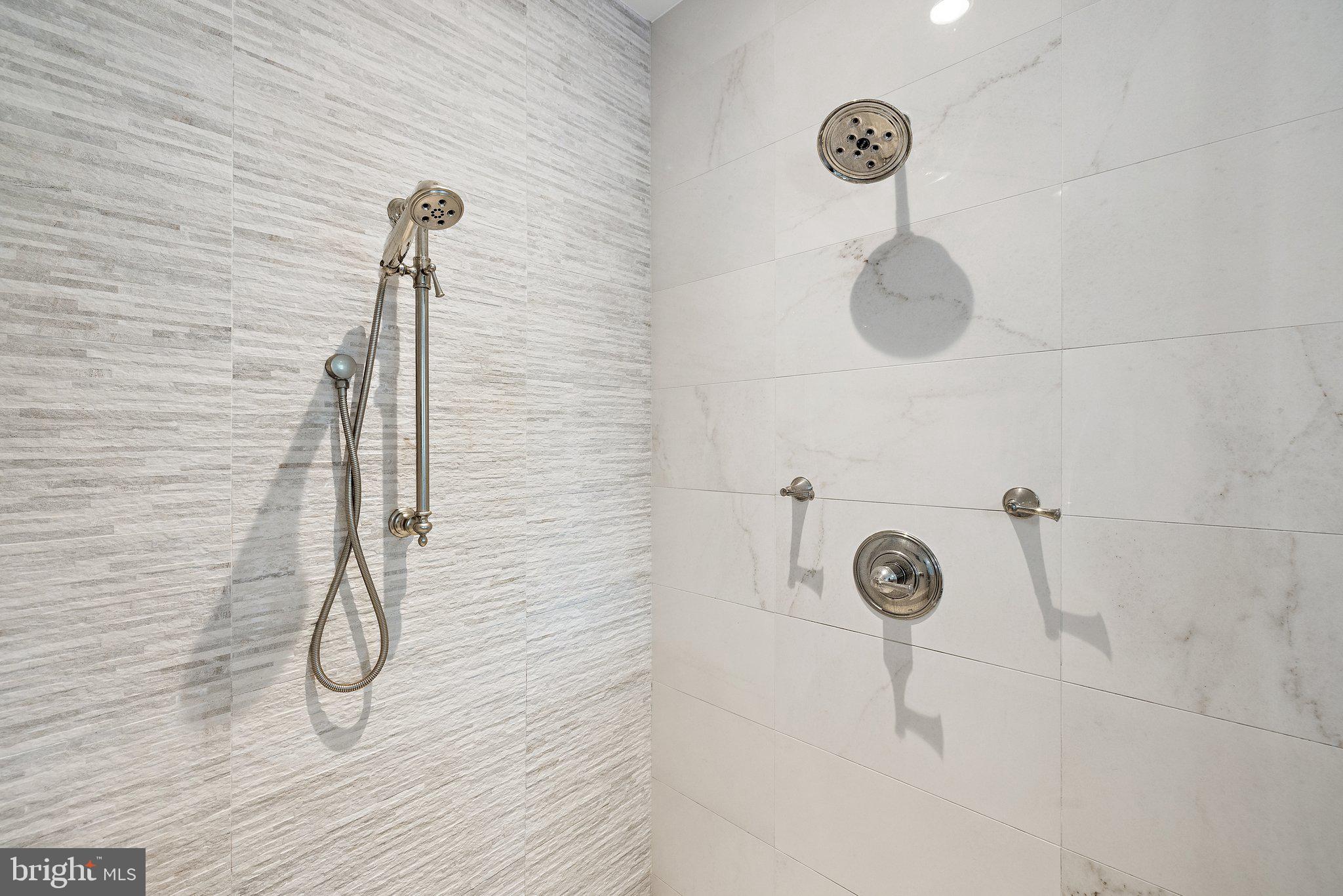 WESTBRIAR COUNTRY CLUB MANOR - Residential