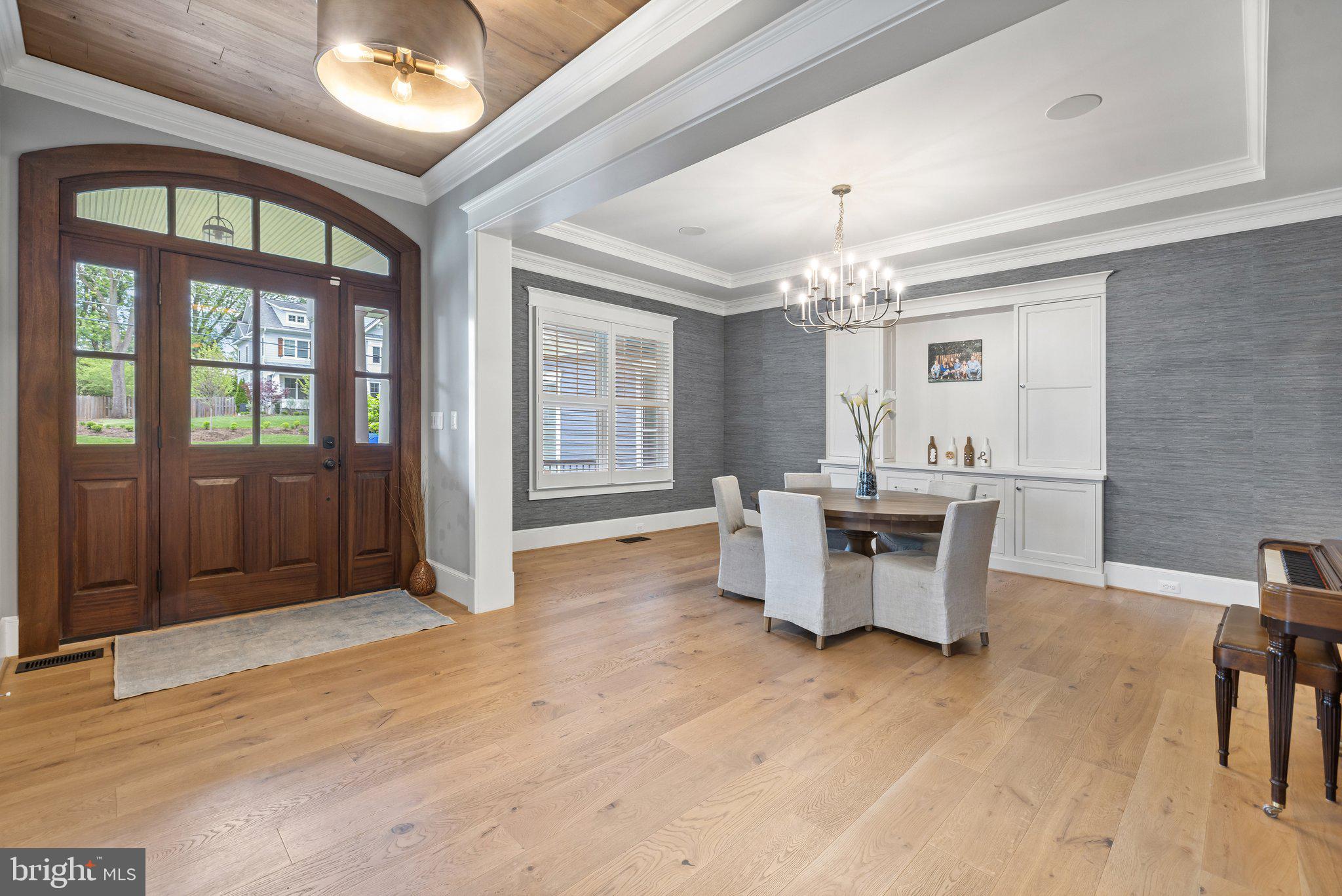 WESTBRIAR COUNTRY CLUB MANOR - Residential