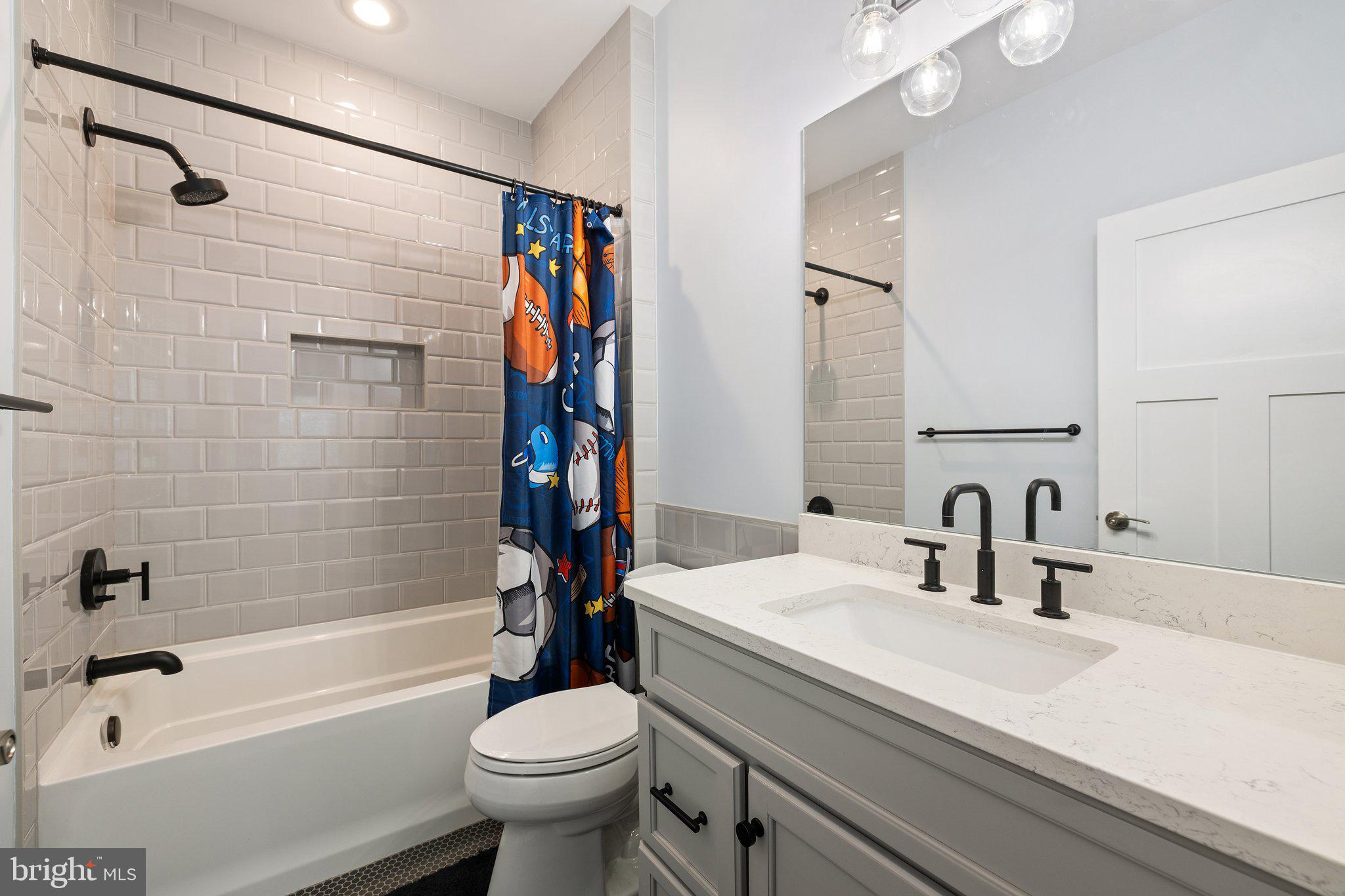 WESTBRIAR COUNTRY CLUB MANOR - Residential