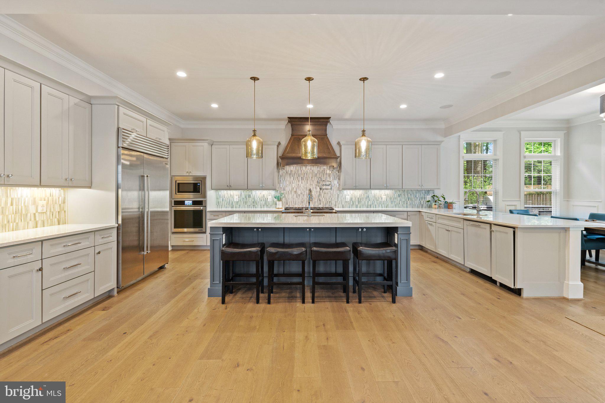 WESTBRIAR COUNTRY CLUB MANOR - Residential